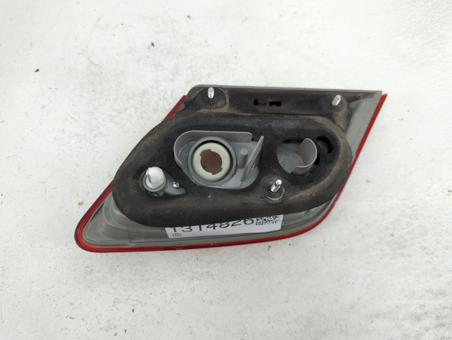 2010-2011 Toyota Camry Tail Light Assembly Passenger Right OEM P/N:06-146 Fits Fits 2010 2011 OEM Used Auto Parts - Oemuseda