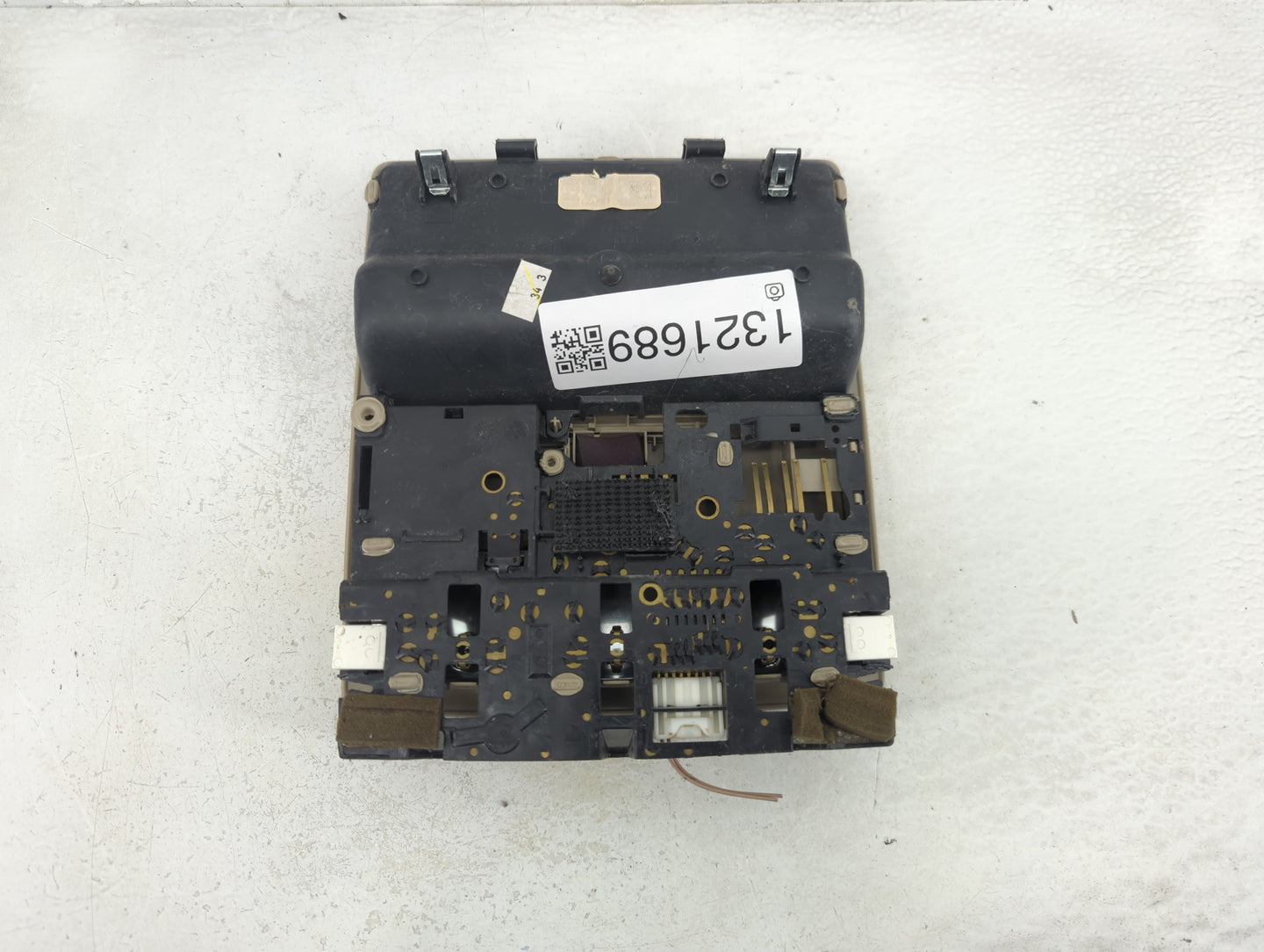 2011 Toyota Camry Overhead Roof Console - Oemusedautoparts1.com
