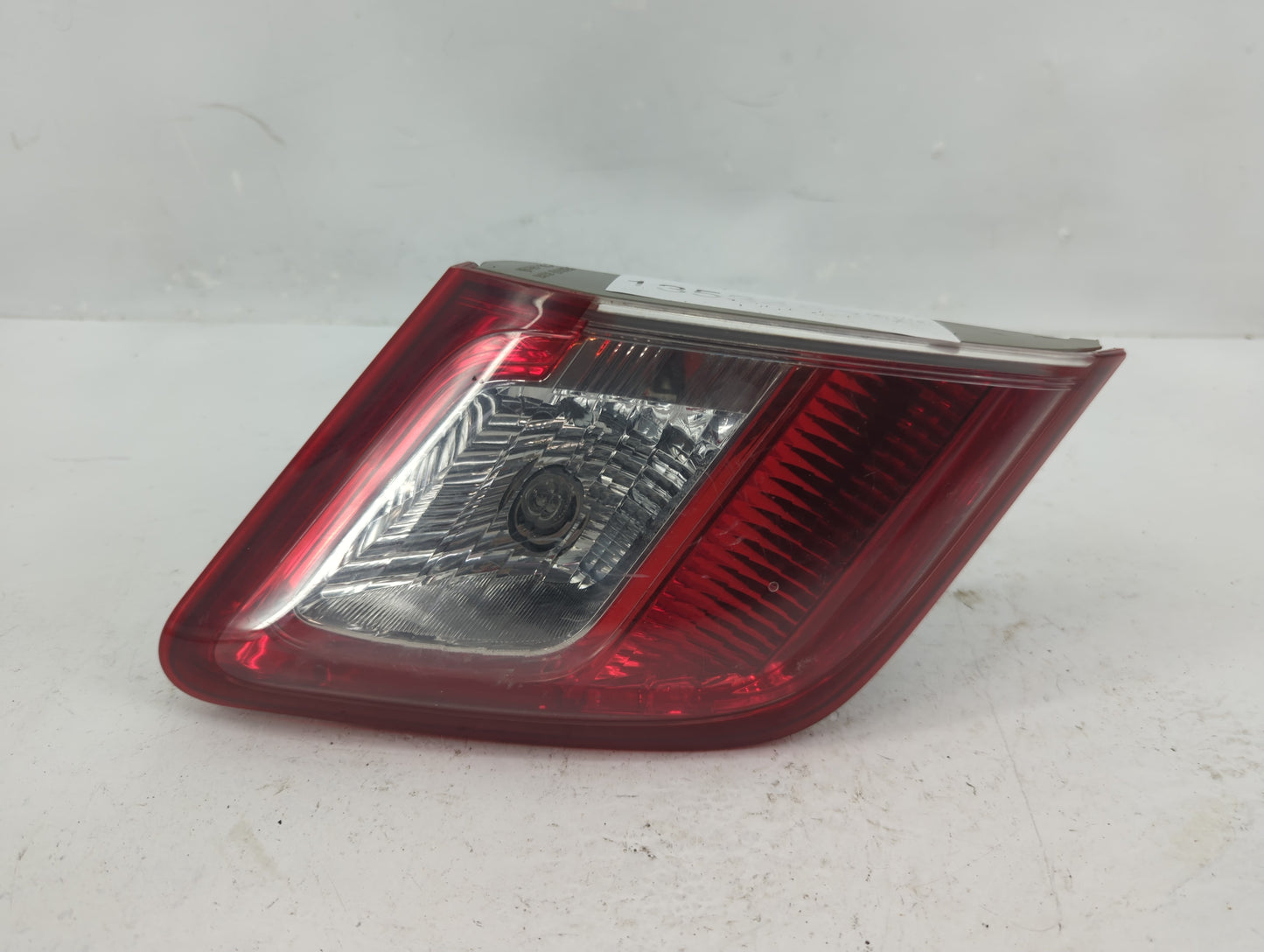 2010-2011 Toyota Camry Tail Light Assembly Passenger Right OEM Fits Fits 2010 2011 OEM Used Auto Parts - Oemusedautoparts1.c