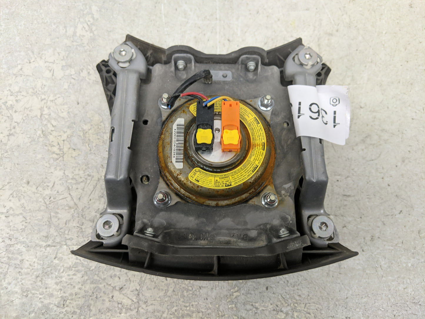2007-2011 Toyota Camry Air Bag Driver Left Steering Wheel Mounted Fits Fits 2007 2008 2009 2010 2011 OEM Used Auto Parts - O