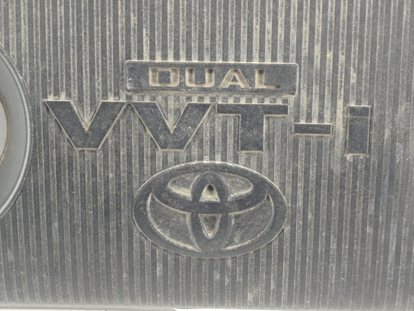 2011 Toyota Camry Engine Cover - Oemusedautoparts1.com