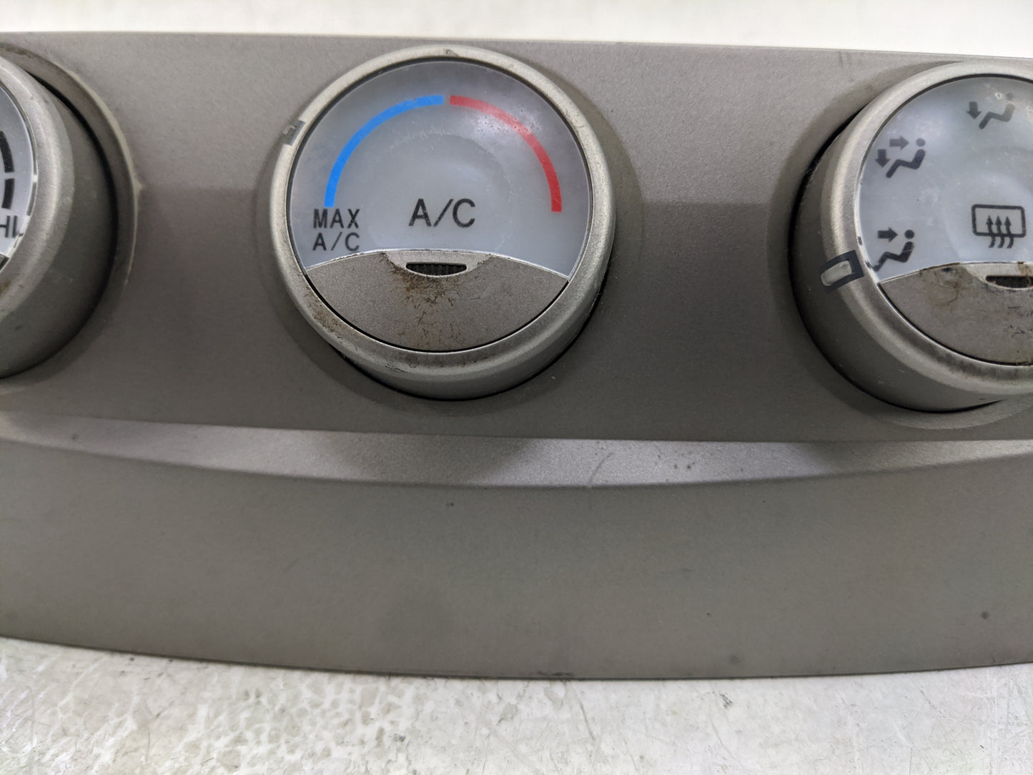2010-2011 Toyota Camry Climate Control Module Temperature AC/Heater Replacement P/N:55900-06280-B Fits Fits 2010 2011 OEM Us
