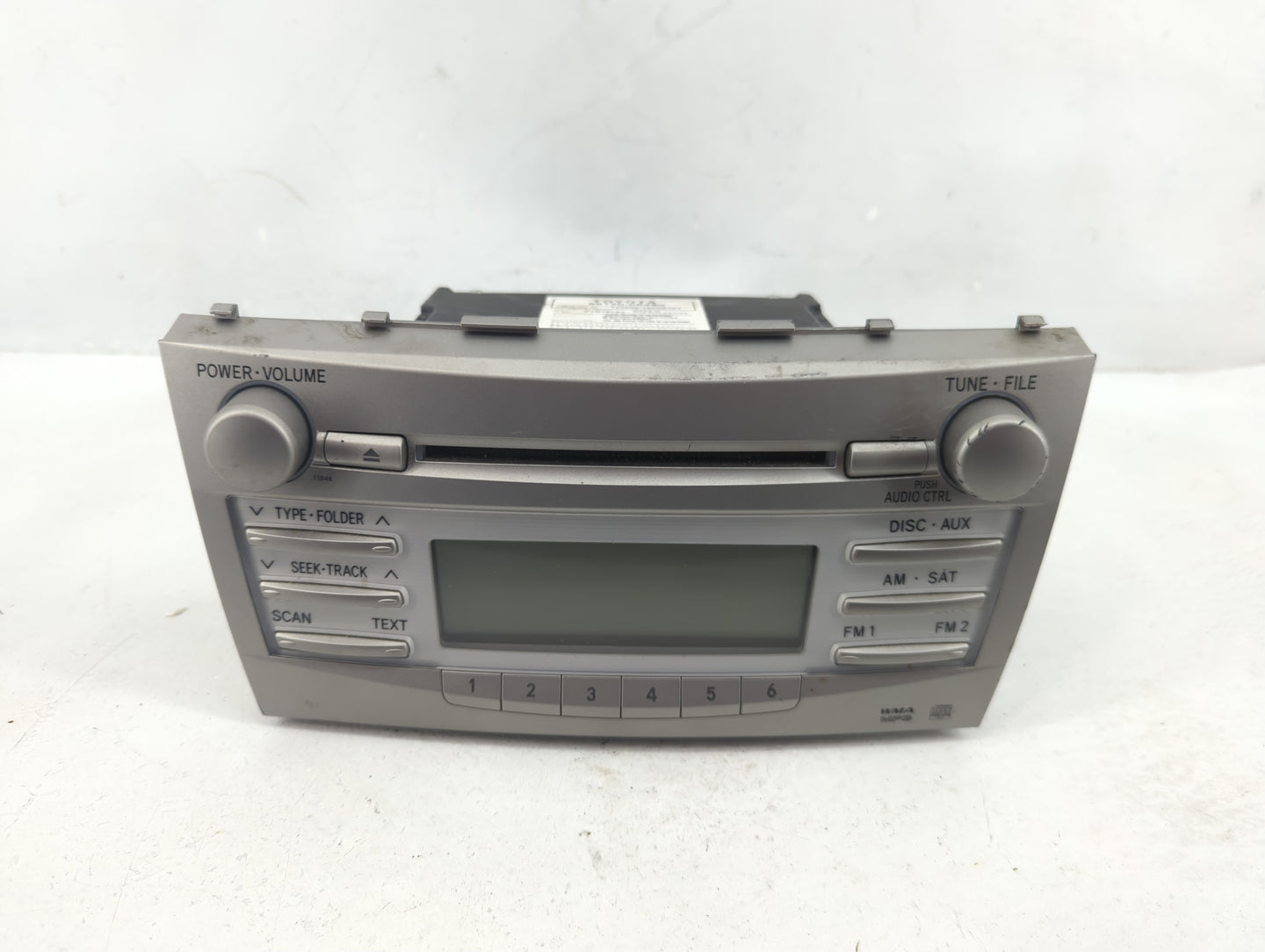 2010-2011 Toyota Camry Radio AM FM Cd Player Receiver Replacement P/N:86120-06480 Fits Fits 2010 2011 OEM Used Auto Parts - 