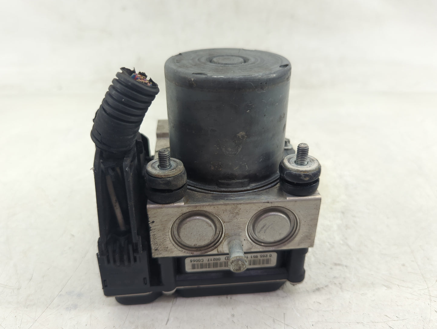 2007-2011 Toyota Camry ABS Pump Control Module Replacement P/N:0265951196 Fits Fits 2007 2008 2009 2010 2011 OEM Used Auto P