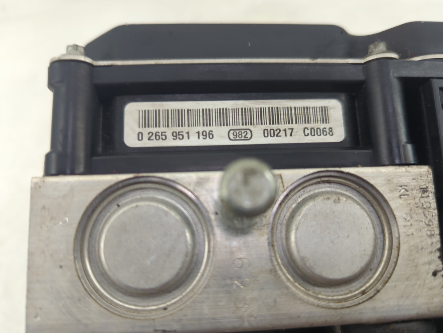 2007-2011 Toyota Camry ABS Pump Control Module Replacement P/N:0265951196 Fits Fits 2007 2008 2009 2010 2011 OEM Used Auto P