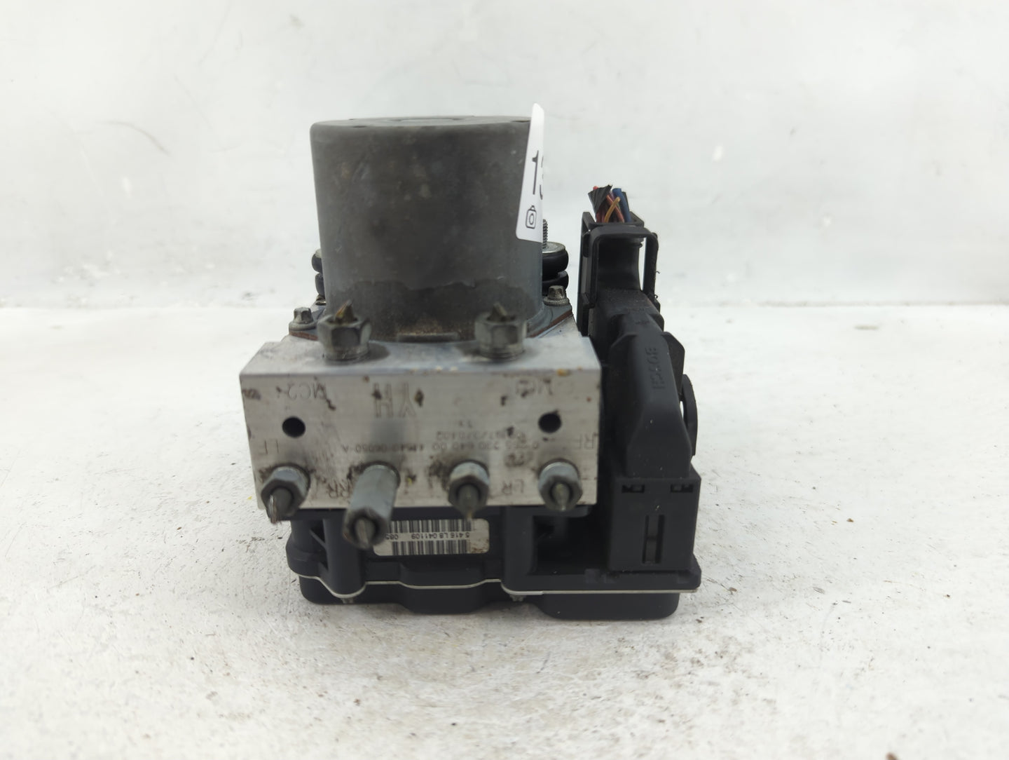 2010-2011 Toyota Camry ABS Pump Control Module Replacement P/N:44540-06050-A Fits Fits 2010 2011 OEM Used Auto Parts - Oemus