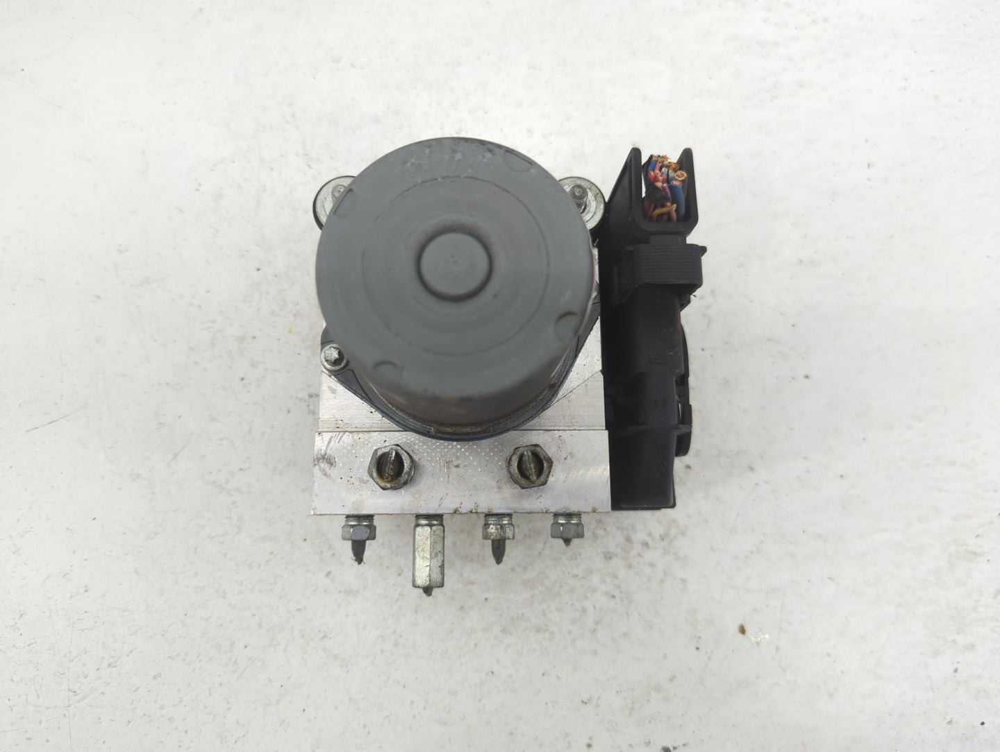 2010-2011 Toyota Camry ABS Pump Control Module Replacement P/N:44540-06050-A Fits Fits 2010 2011 OEM Used Auto Parts - Oemus