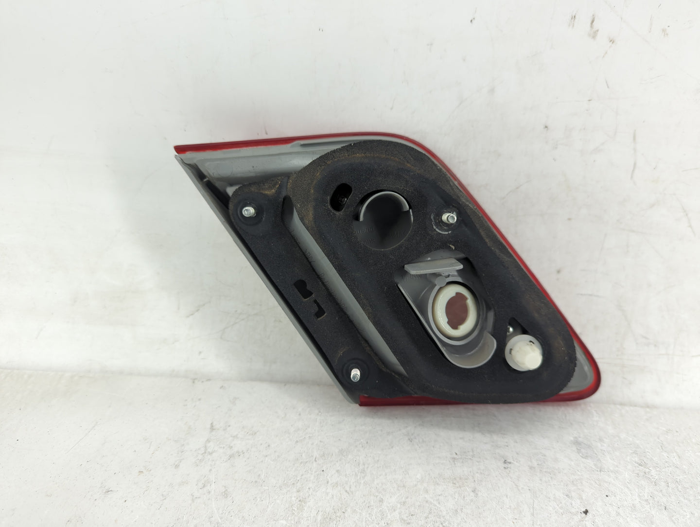 2010-2011 Toyota Camry Tail Light Assembly Passenger Right OEM P/N:06-146 Fits Fits 2010 2011 OEM Used Auto Parts - Oemuseda
