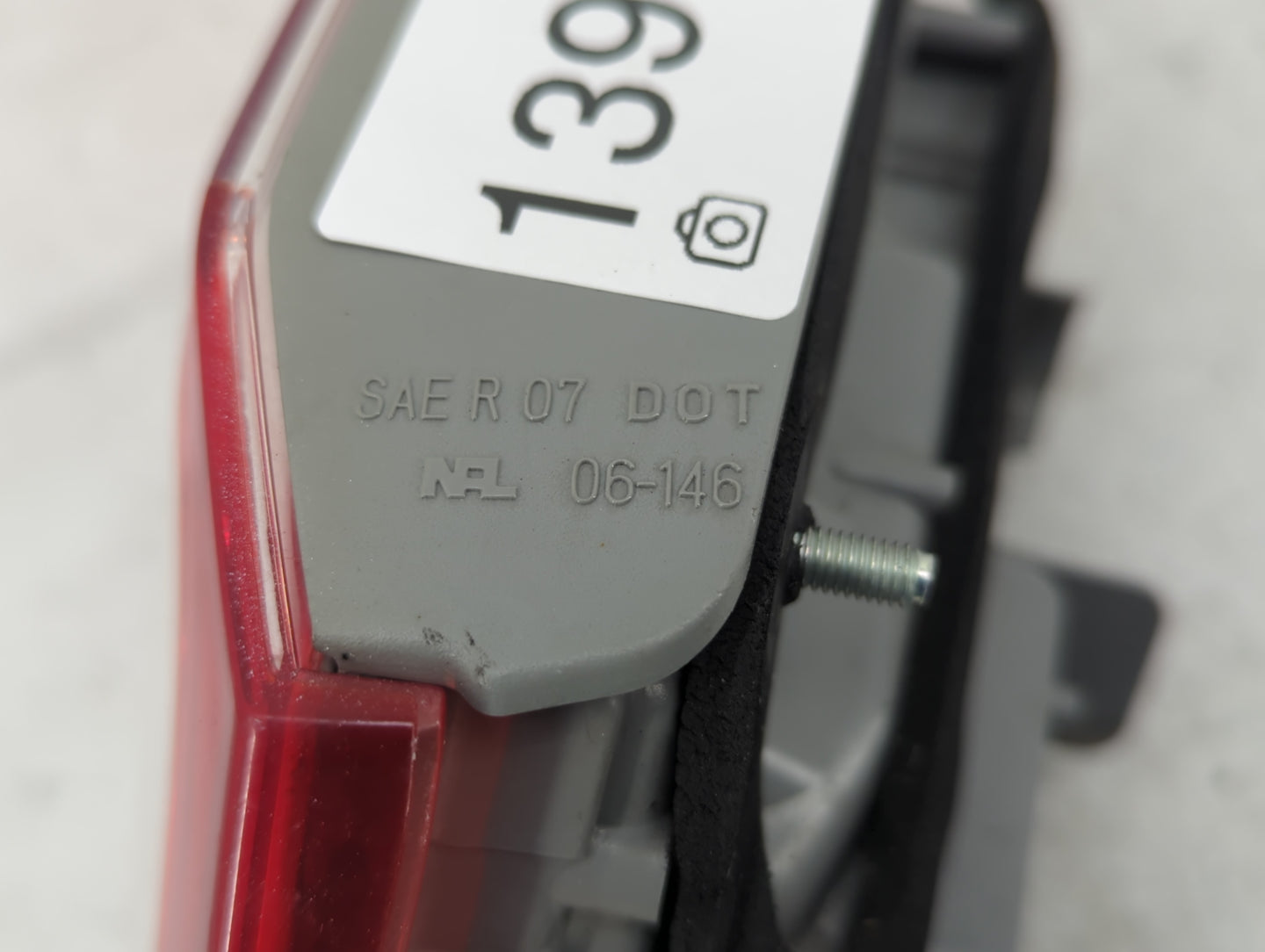 2010-2011 Toyota Camry Tail Light Assembly Passenger Right OEM P/N:06-146 Fits Fits 2010 2011 OEM Used Auto Parts - Oemuseda