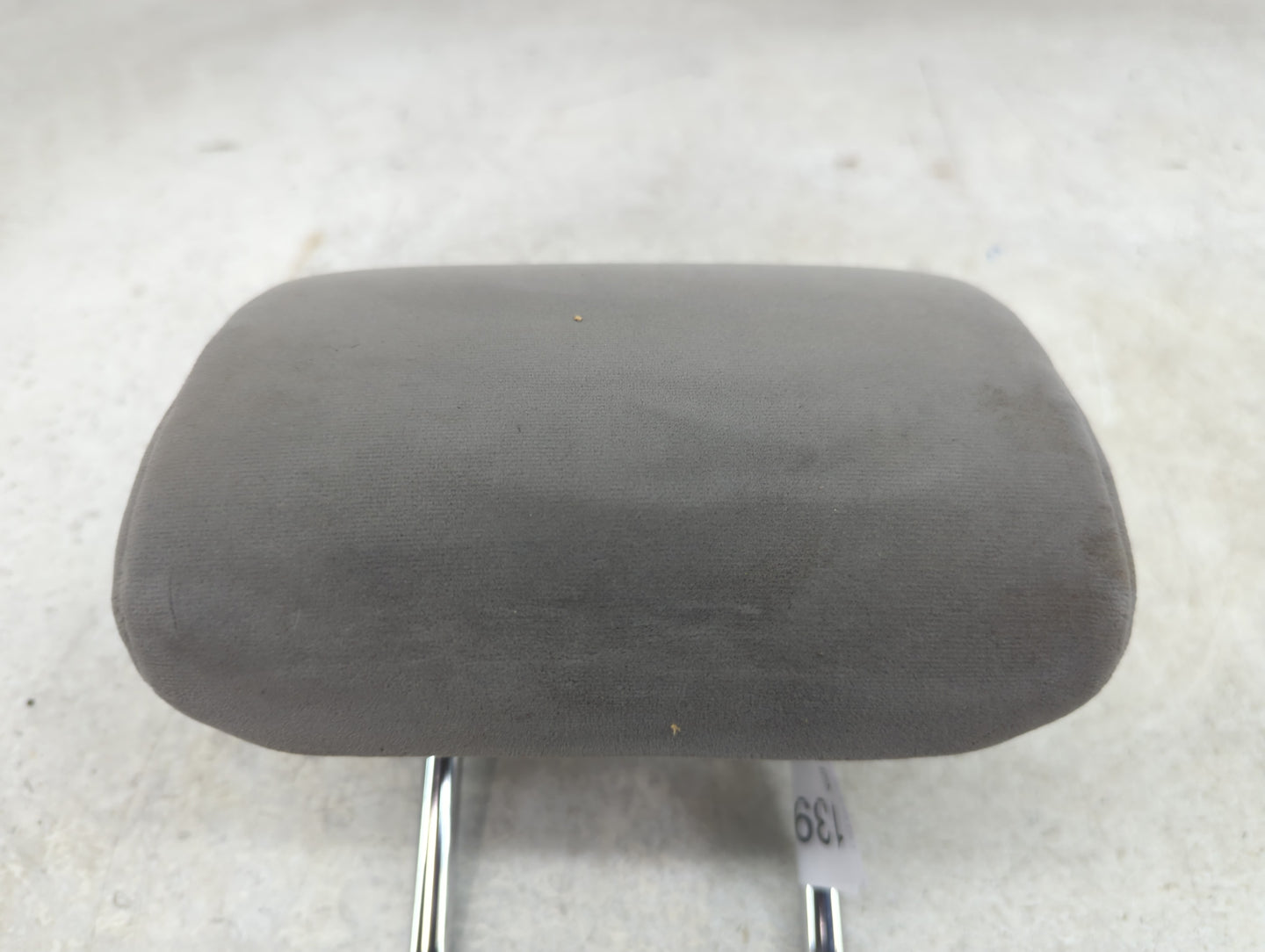 2010-2011 Toyota Camry Headrest Head Rest Rear Center Seat Fits Fits 2010 2011 OEM Used Auto Parts - Oemusedautoparts1.com