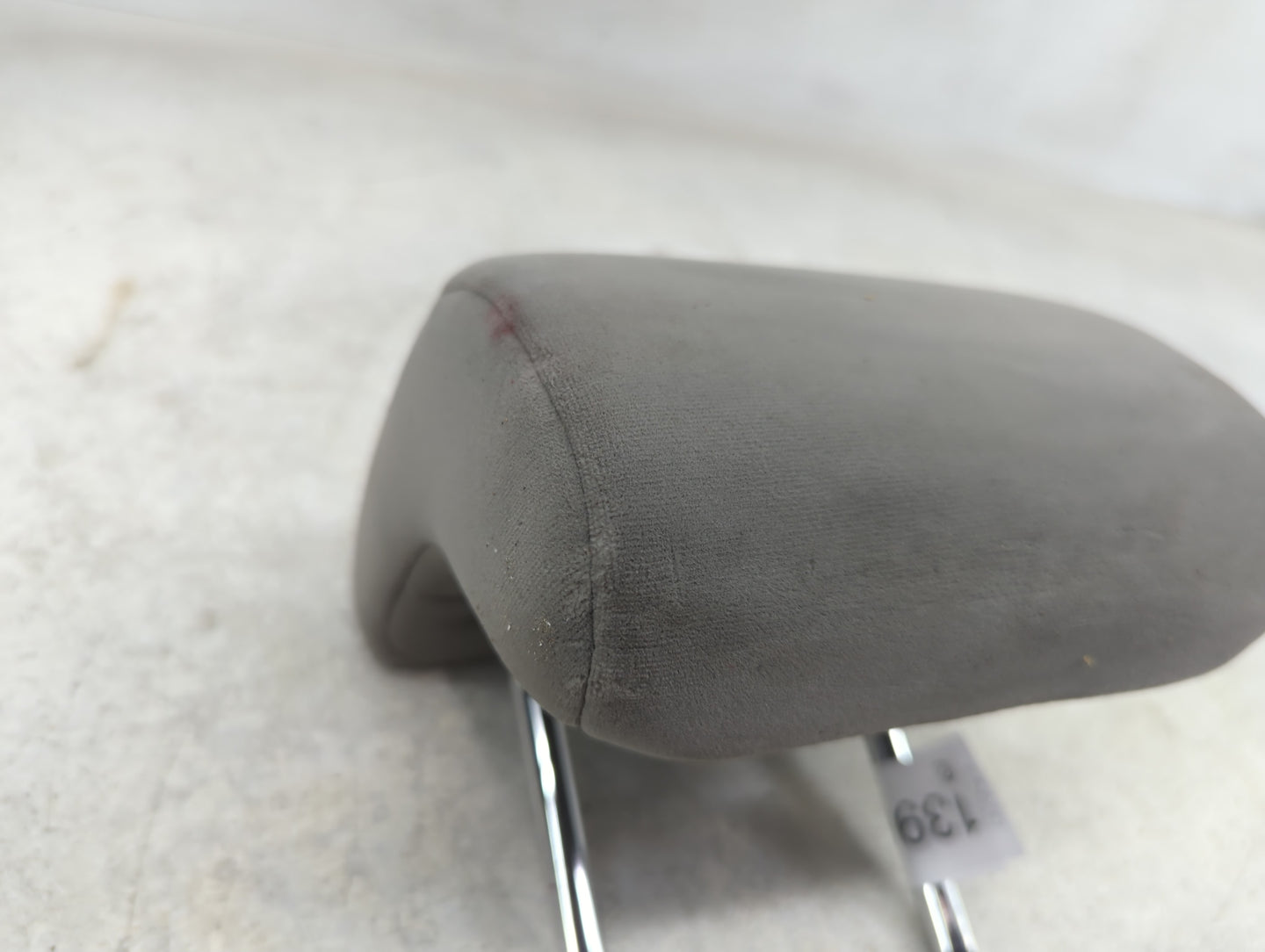 2010-2011 Toyota Camry Headrest Head Rest Rear Center Seat Fits Fits 2010 2011 OEM Used Auto Parts - Oemusedautoparts1.com