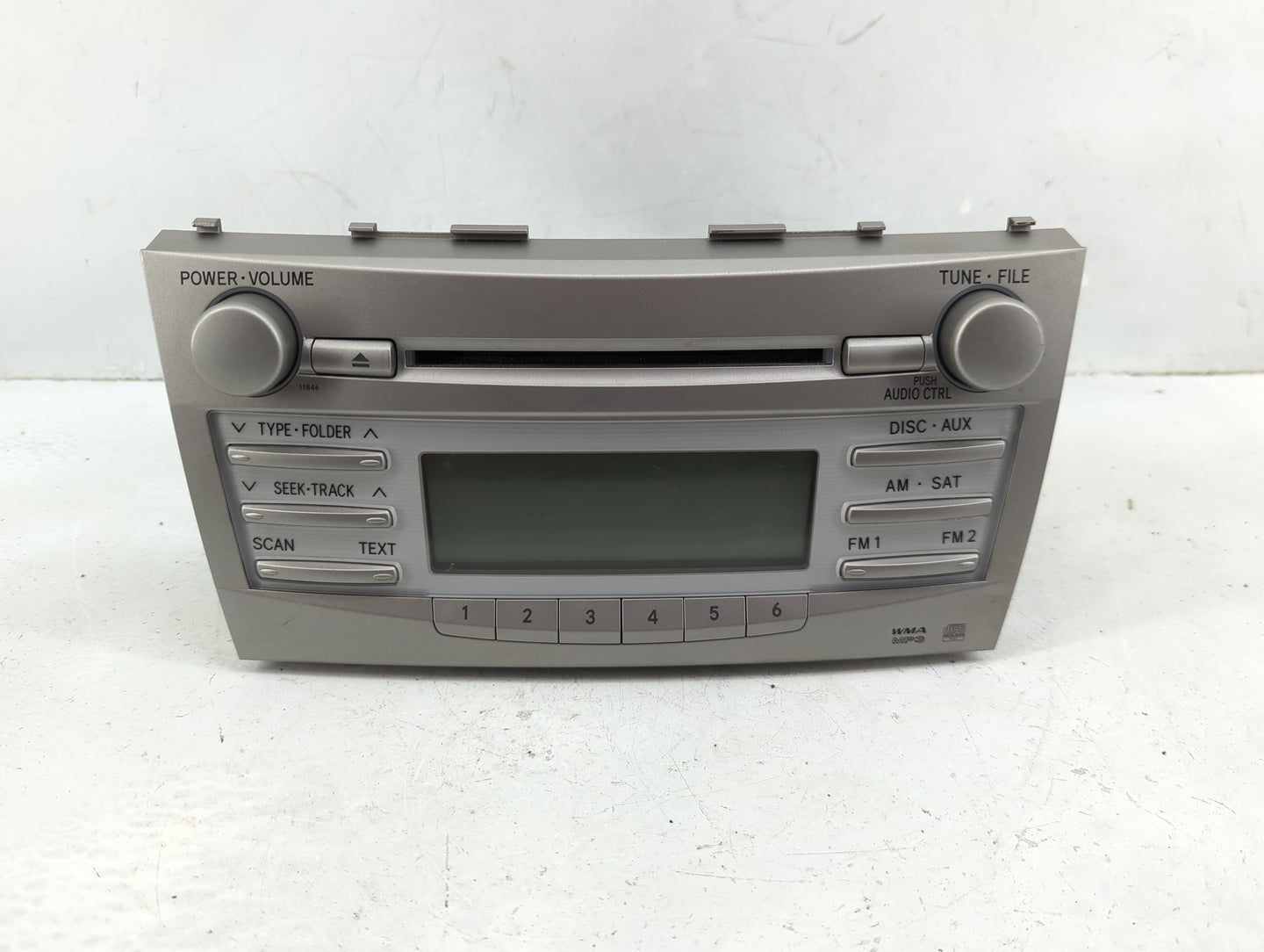 2010-2011 Toyota Camry Radio AM FM Cd Player Receiver Replacement P/N:86120-06480 Fits Fits 2010 2011 OEM Used Auto Parts - 