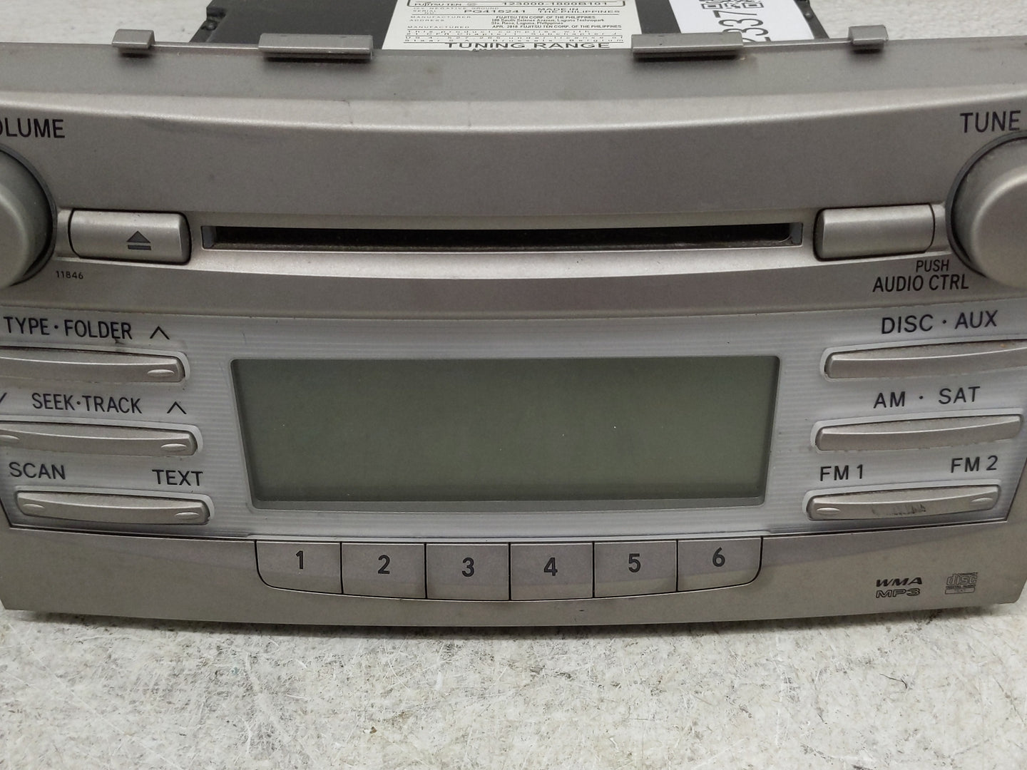 2010-2011 Toyota Camry Radio AM FM Cd Player Receiver Replacement P/N:86120-06480 Fits Fits 2010 2011 OEM Used Auto Parts - 