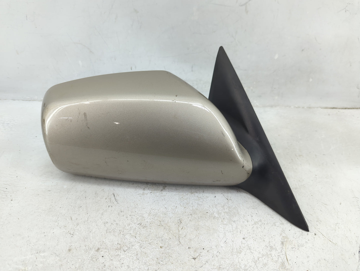 2007-2011 Toyota Camry Passenger Side View Mirror - Right Door Mirror OEM Used - Oemusedautoparts1.com