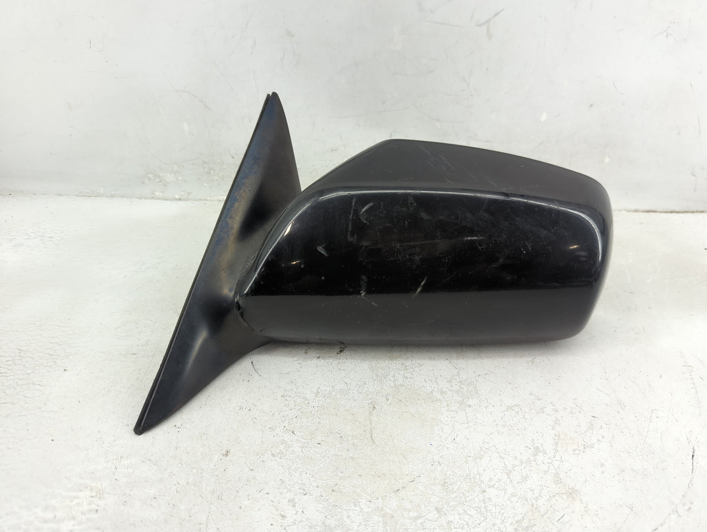 2007-2011 Toyota Camry Driver Side View Mirror - Left Door Mirror OEM Used - Oemusedautoparts1.com