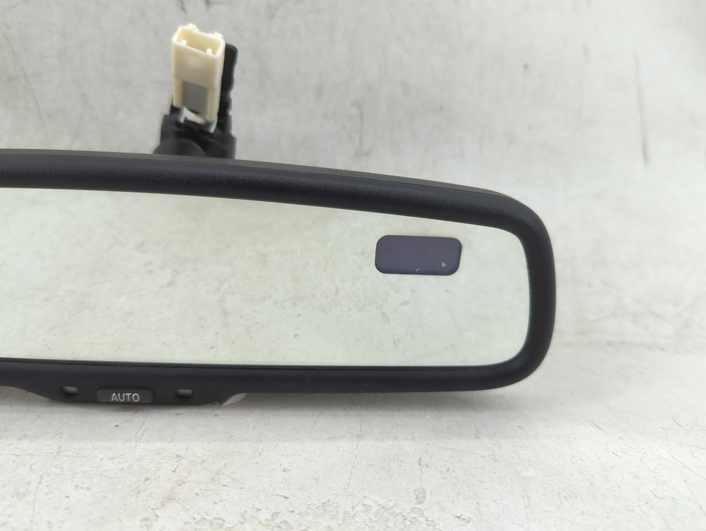 2007-2012 Toyota Camry Interior Rear View Mirror Replacement OEM P/N:E11015899 Fits OEM Used Auto Parts - Oemusedautoparts1.