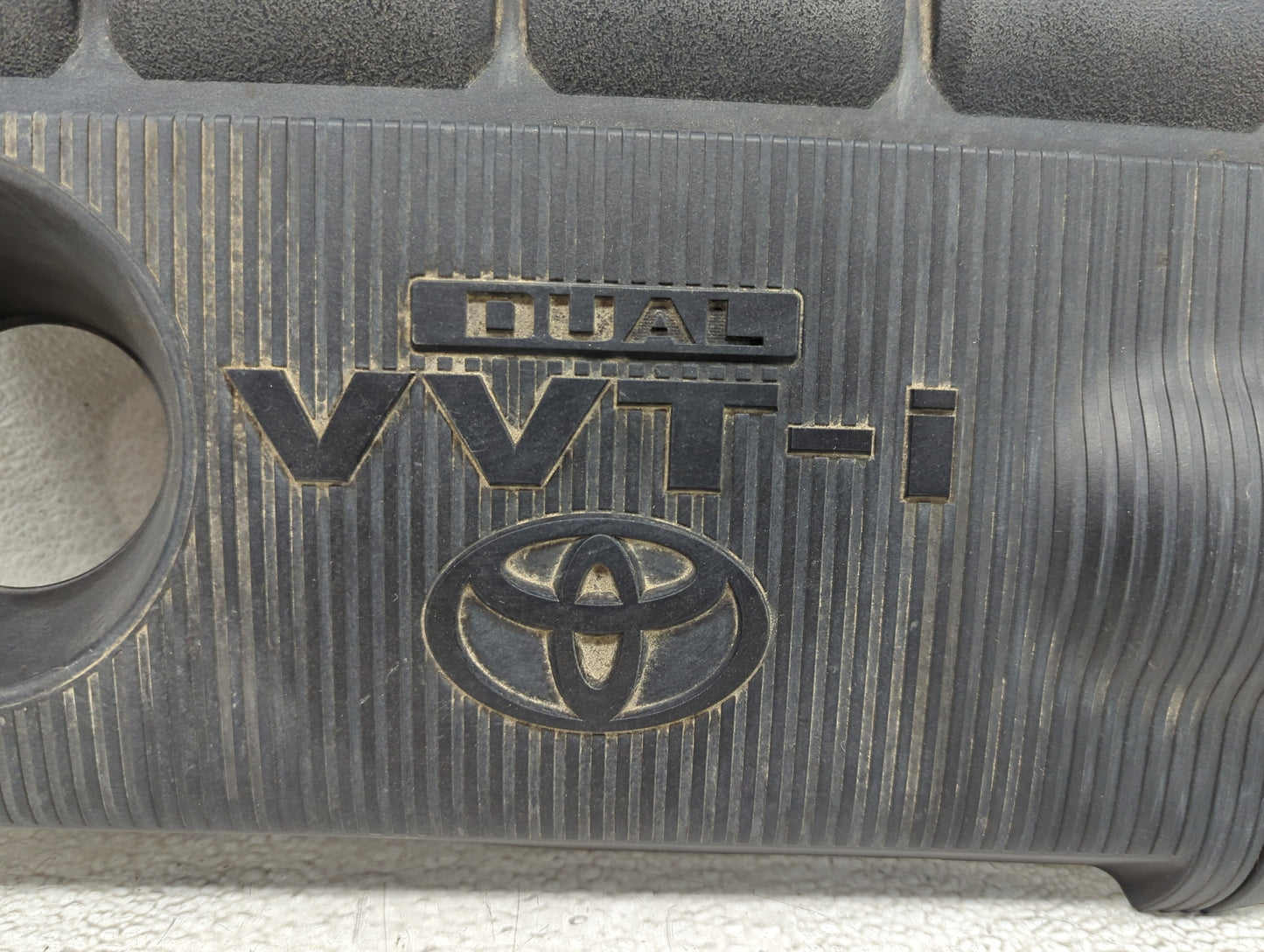 2011 Toyota Camry Engine Cover 1409520 - Oemusedautoparts1.com