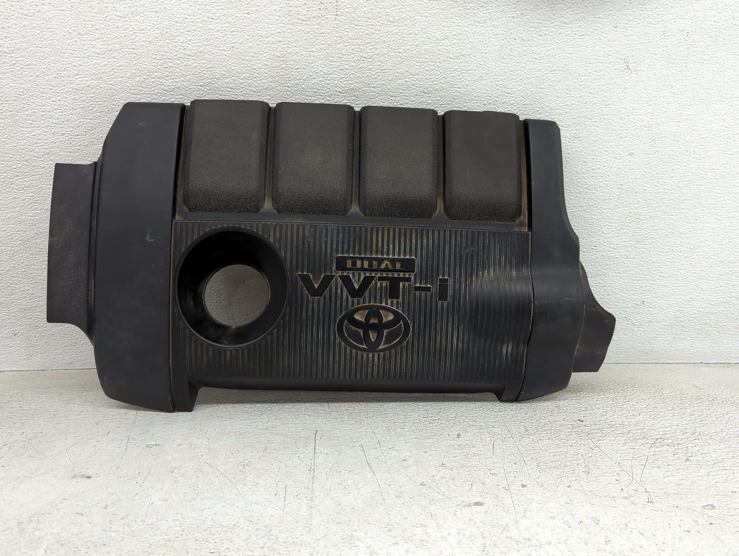 2011 Toyota Camry Engine Cover - Oemusedautoparts1.com