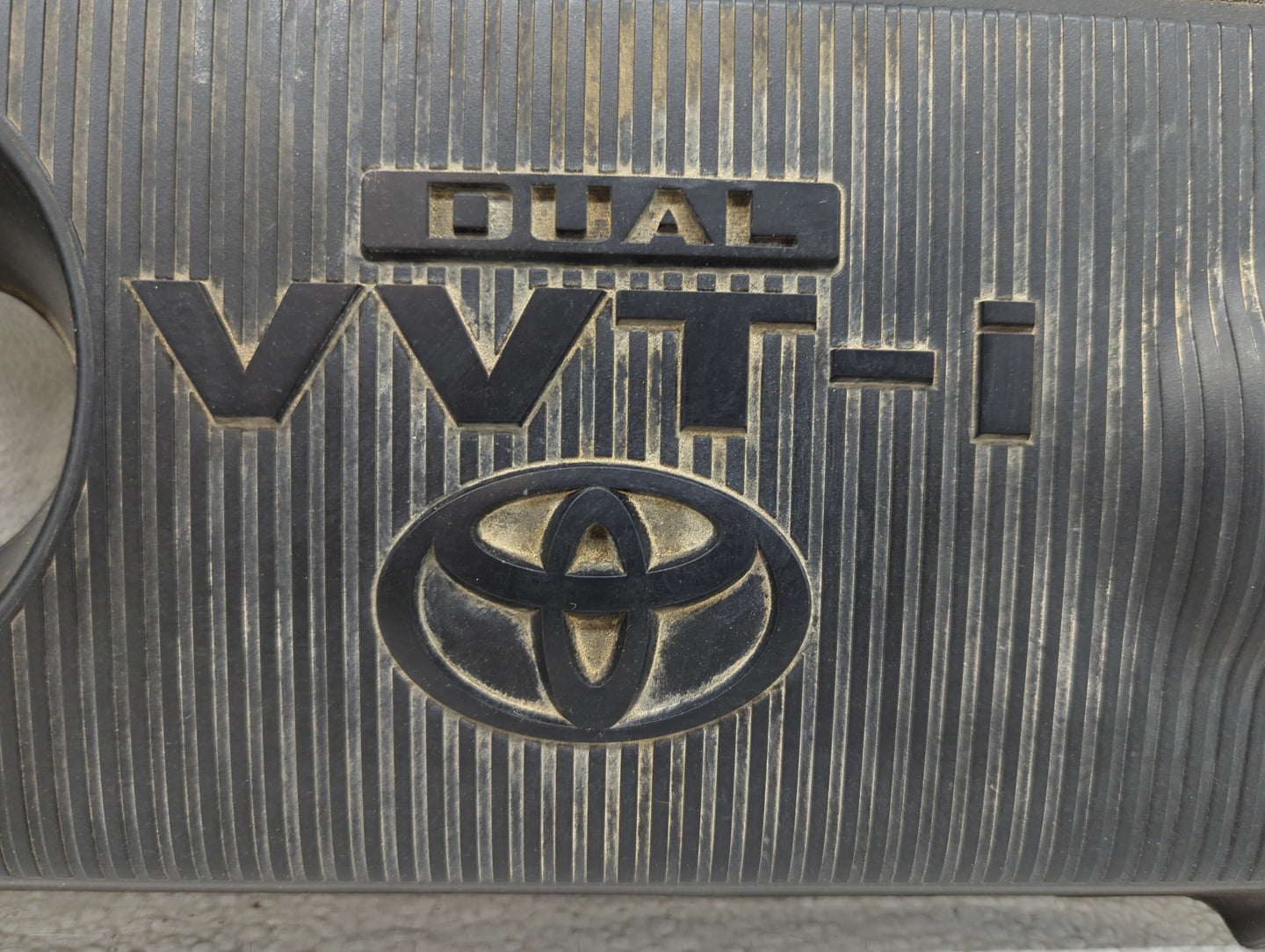 2011 Toyota Camry Engine Cover - Oemusedautoparts1.com