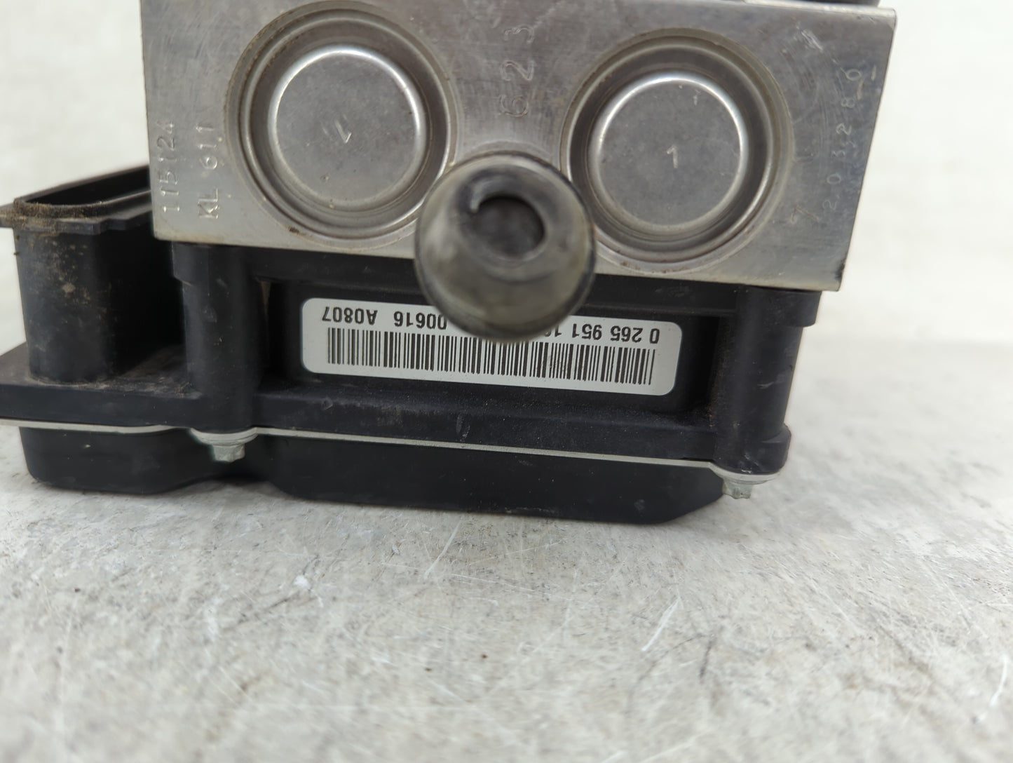 2010-2011 Toyota Camry ABS Pump Control Module Replacement Fits Fits 2010 2011 OEM Used Auto Parts - Oemusedautoparts1.com