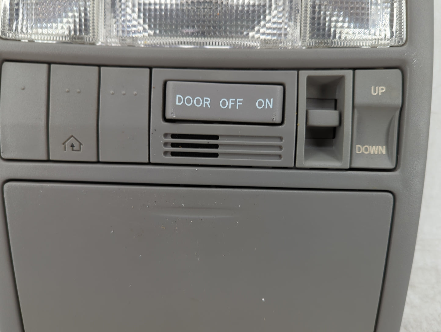 2007-2011 Toyota Camry Overhead Roof Console - Oemusedautoparts1.com