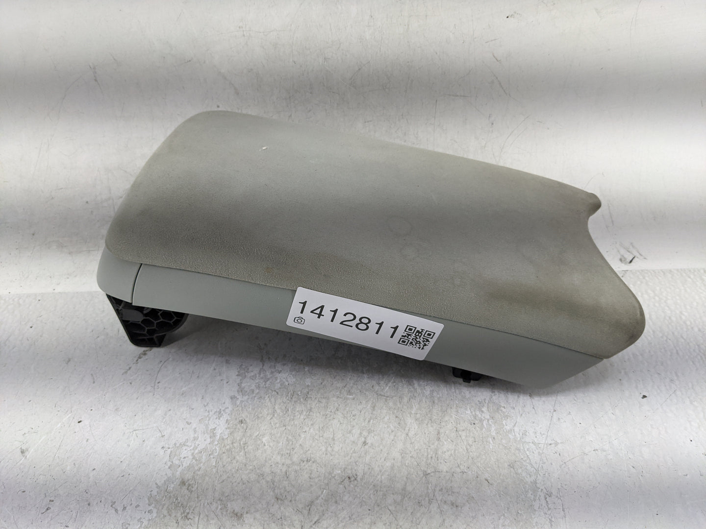 2011 Toyota Camry Center Console Armrest Cover Lid Fits OEM Used Auto Parts - Oemusedautoparts1.com
