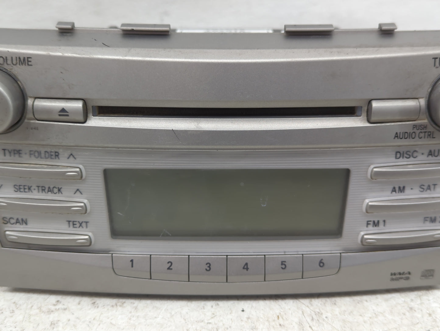 2010-2011 Toyota Camry Radio AM FM Cd Player Receiver Replacement P/N:86120-06480 Fits Fits 2010 2011 OEM Used Auto Parts - 