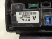 2010-2011 Toyota Camry Fusebox Fuse Box Panel Relay Module P/N:82720-06091 Fits Fits 2010 2011 OEM Used Auto Parts - Oemused