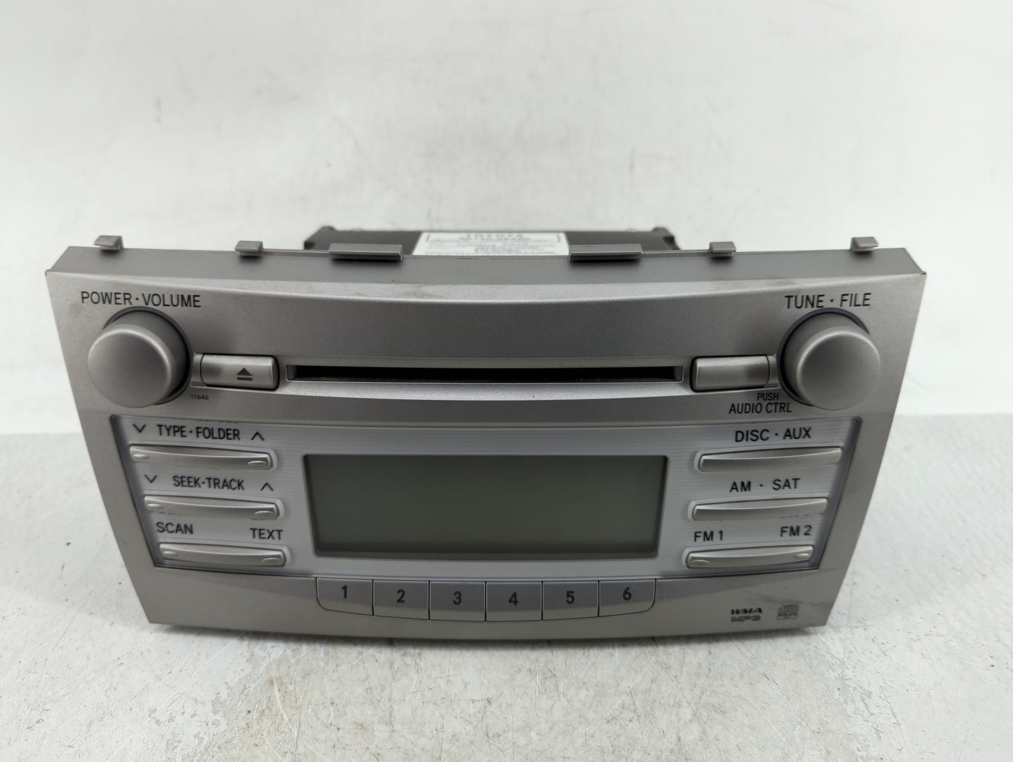 2010-2011 Toyota Camry Radio AM FM Cd Player Receiver Replacement P/N:86120-06480 Fits Fits 2010 2011 OEM Used Auto Parts - 