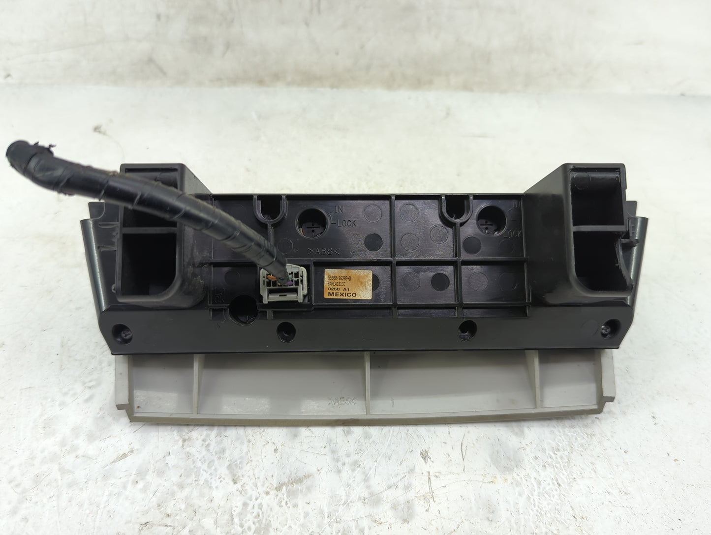2010-2011 Toyota Camry Climate Control Module Temperature AC/Heater Replacement P/N:55900-06280-B Fits Fits 2010 2011 OEM Us