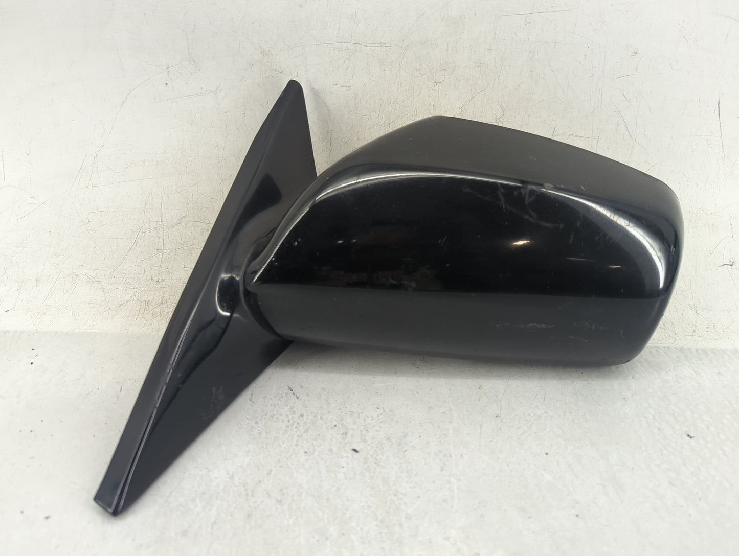 2007-2011 Toyota Camry Driver Side View Mirror - Left Door Mirror OEM Used - Oemusedautoparts1.com