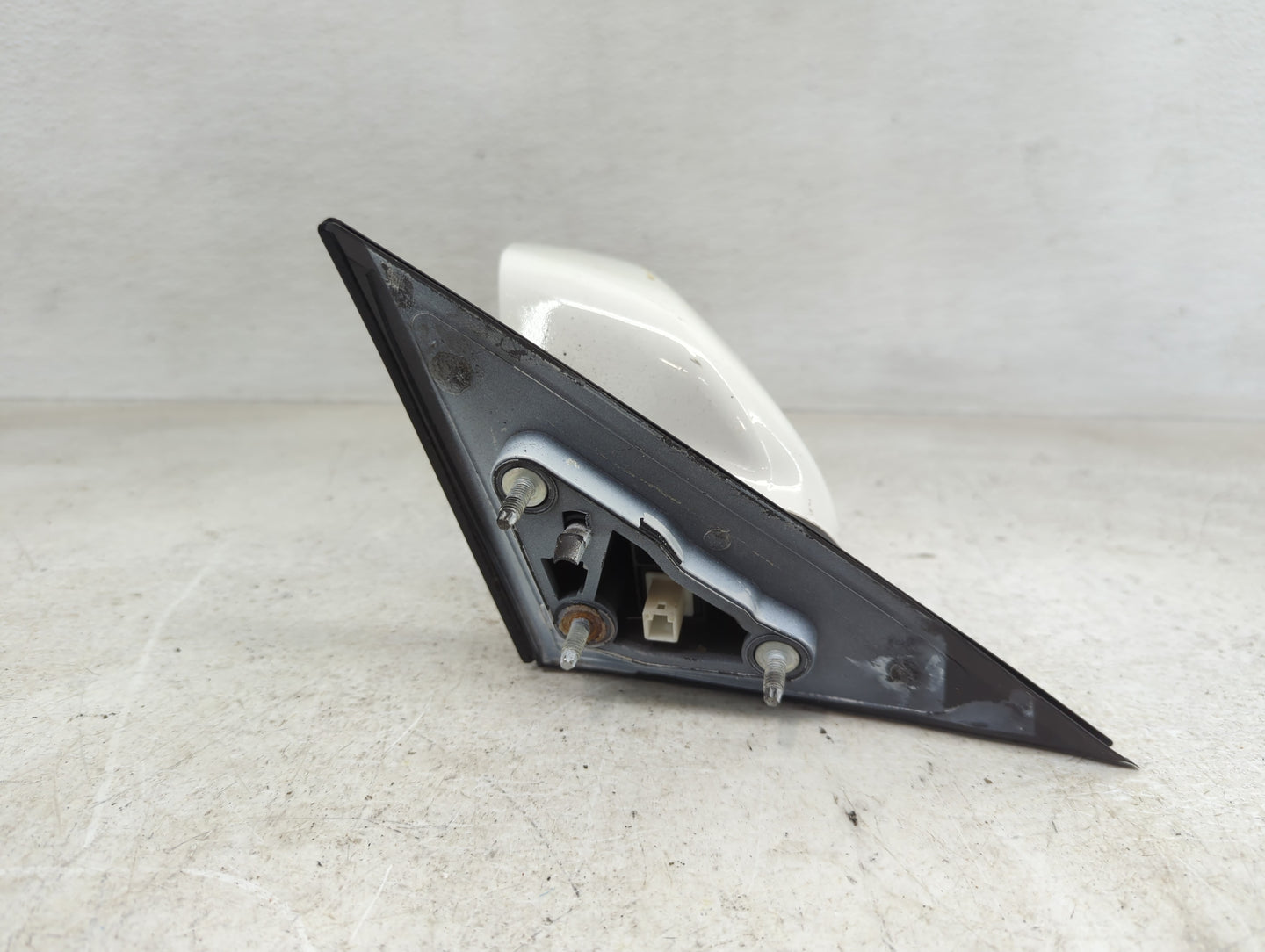 2007-2011 Toyota Camry Driver Side View Mirror - Left Door Mirror OEM Used - Oemusedautoparts1.com
