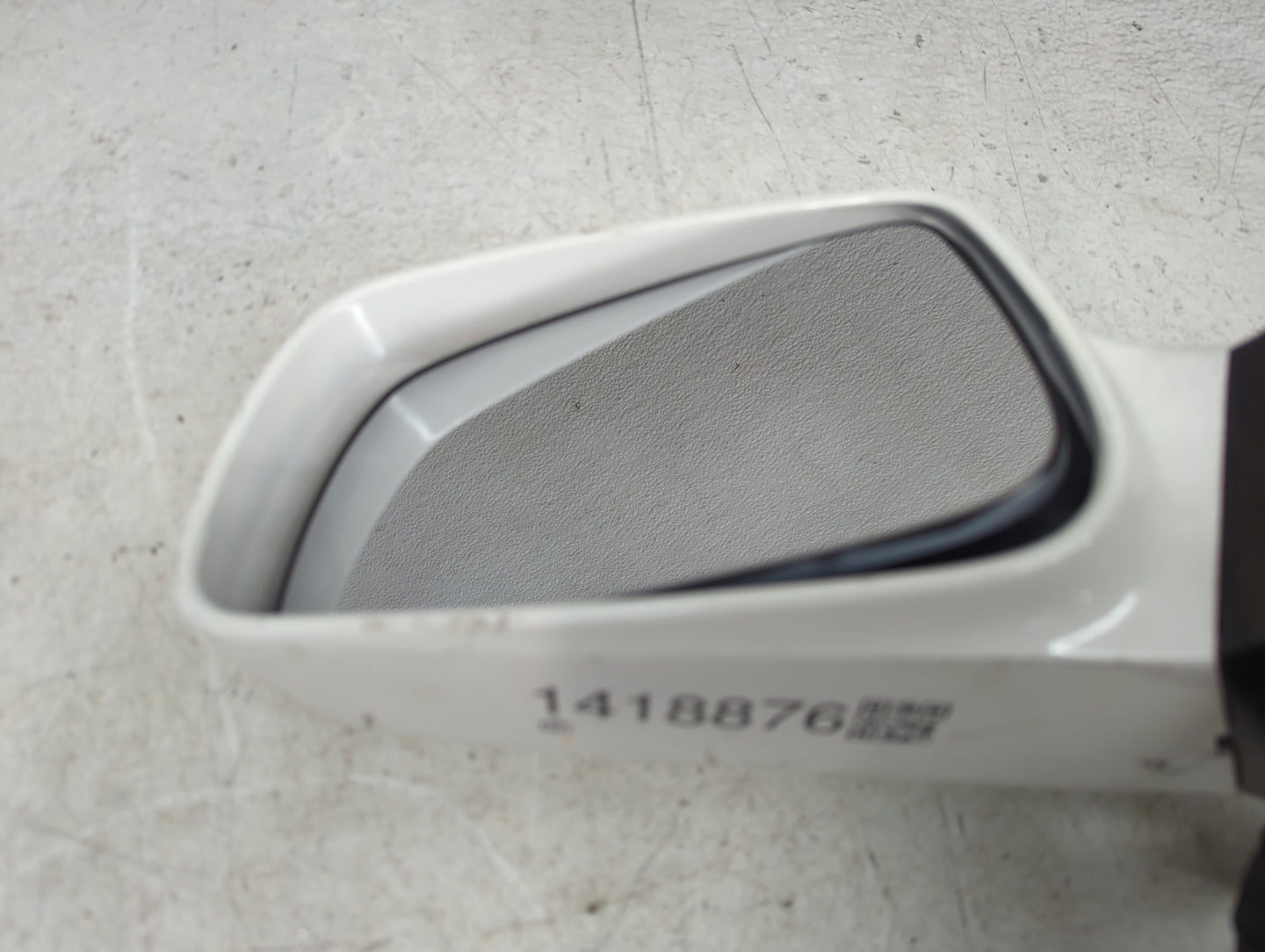 2007-2011 Toyota Camry Driver Side View Mirror - Left Door Mirror OEM Used - Oemusedautoparts1.com
