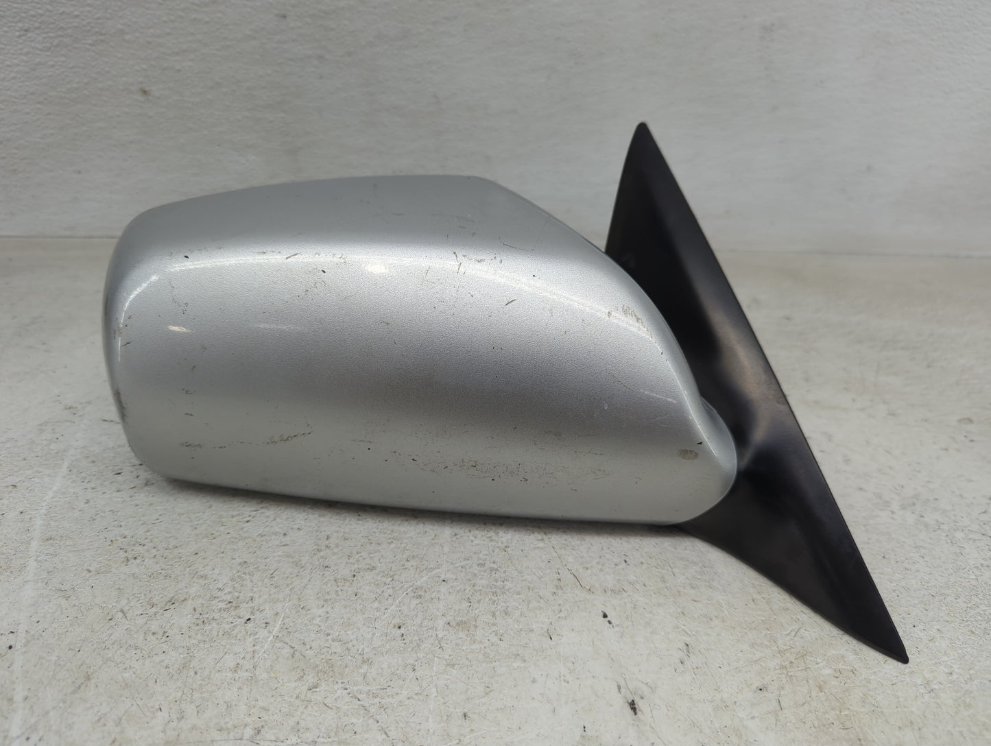 2007-2011 Toyota Camry Passenger Side View Mirror - Right Door Mirror OEM Used - Oemusedautoparts1.com