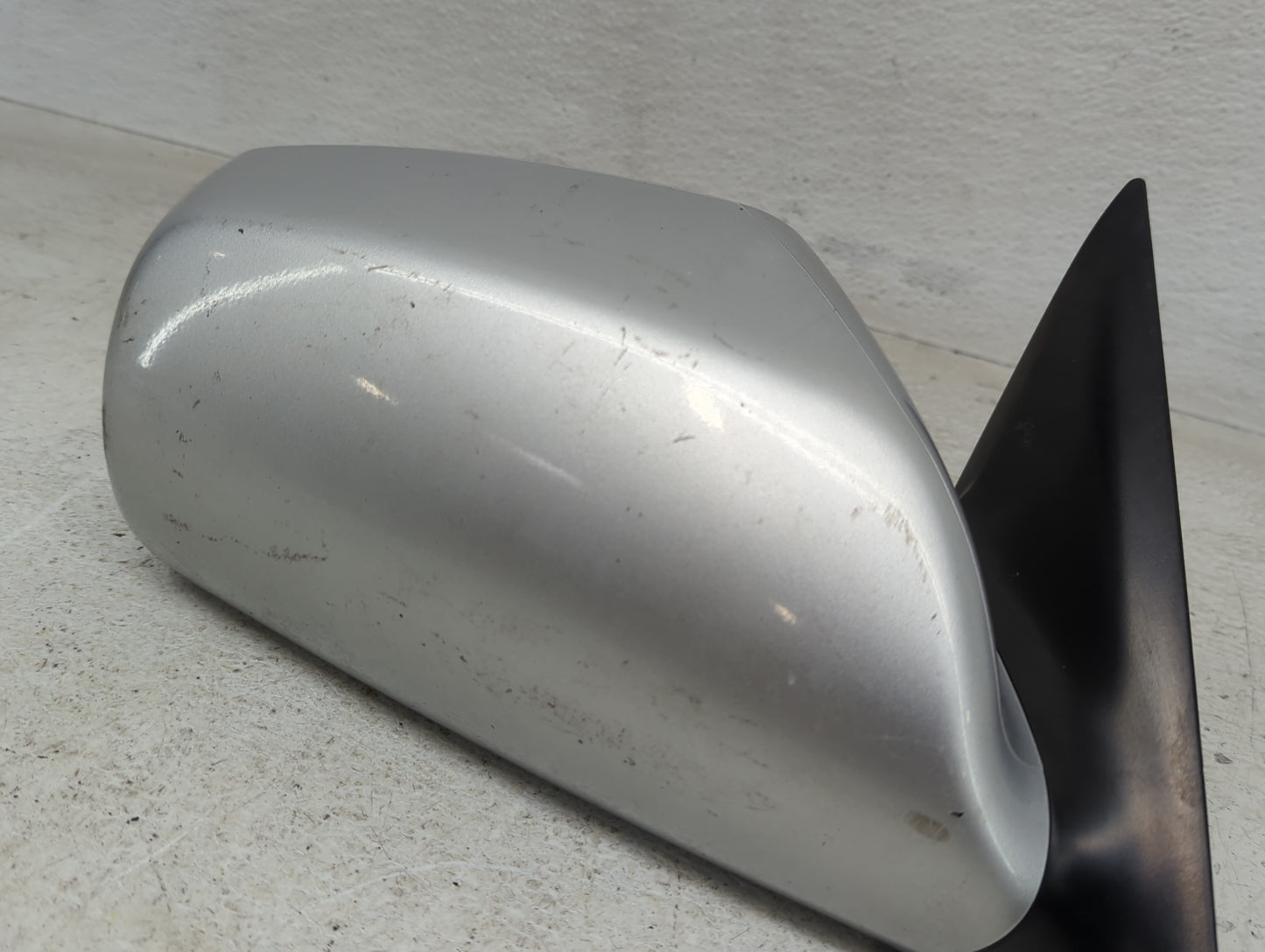 2007-2011 Toyota Camry Passenger Side View Mirror - Right Door Mirror OEM Used - Oemusedautoparts1.com