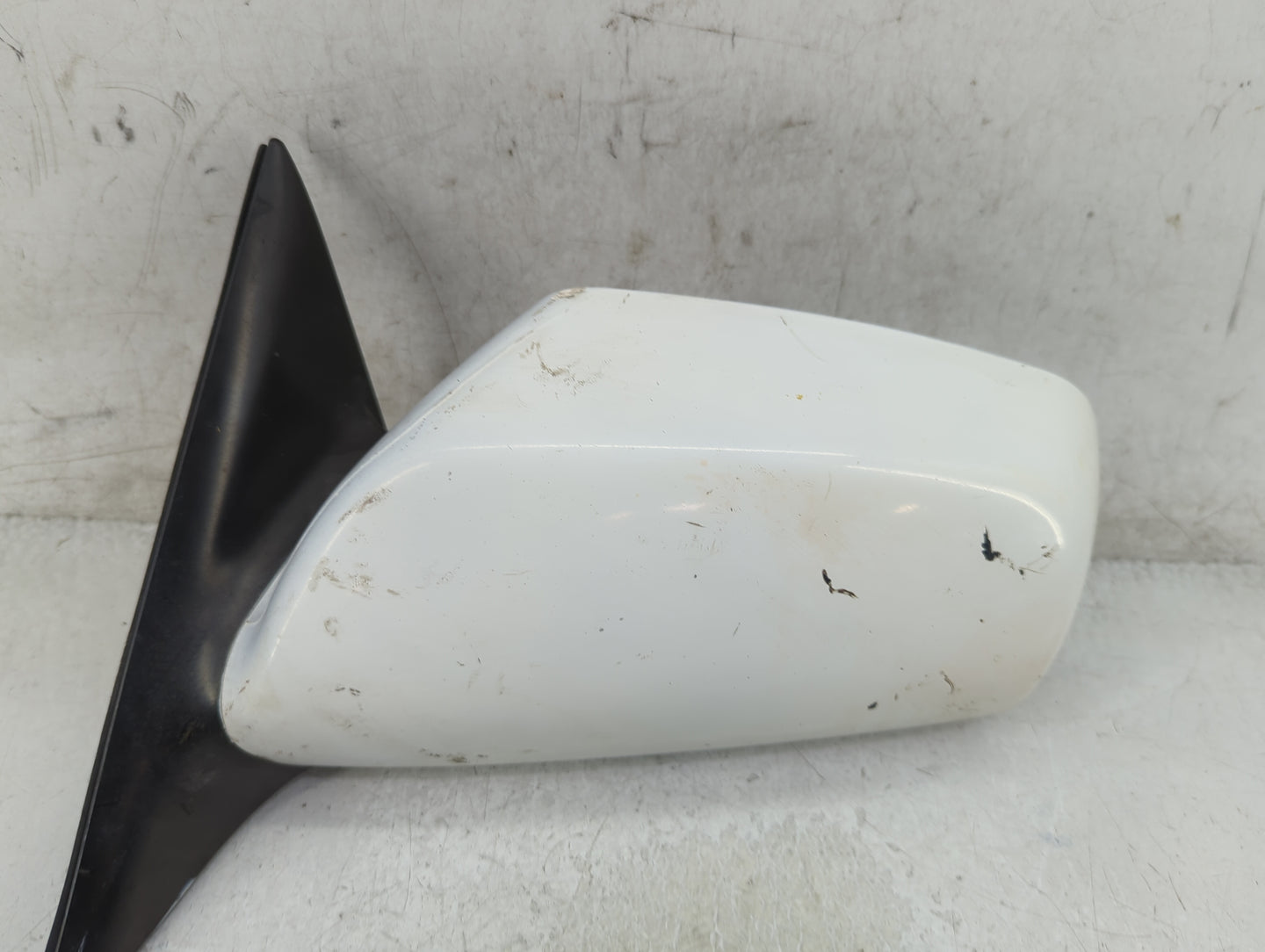 2007-2011 Toyota Camry Driver Side View Mirror - Left Door Mirror OEM Used - Oemusedautoparts1.com