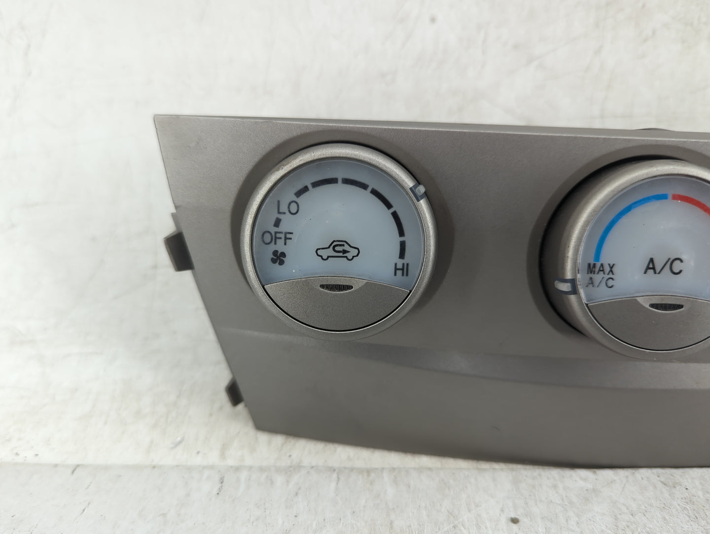 2011 Toyota Camry Climate Control Module Temperature AC/Heater Replacement Fits OEM Used Auto Parts - Oemusedautoparts1.com