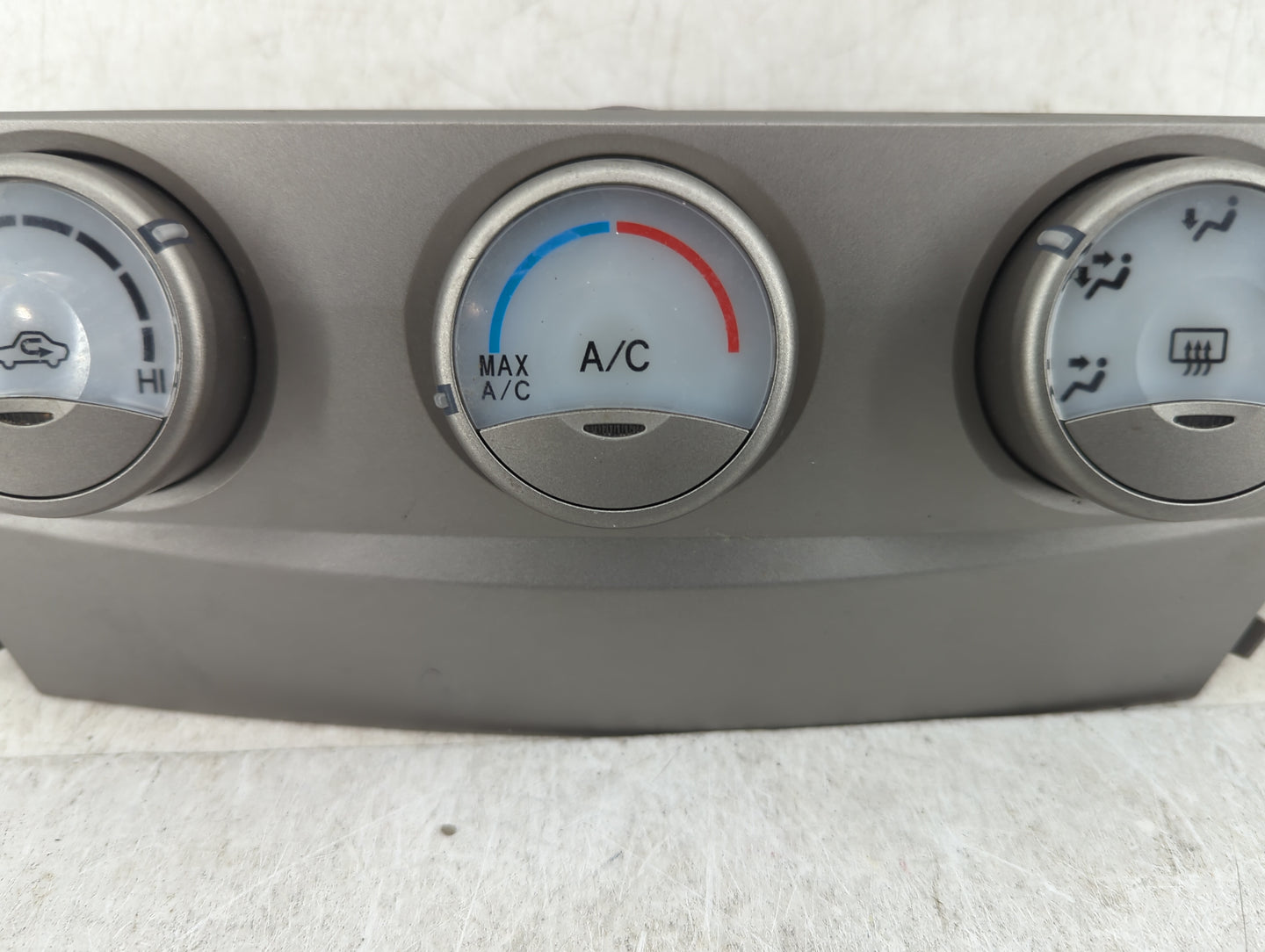 2011 Toyota Camry Climate Control Module Temperature AC/Heater Replacement Fits OEM Used Auto Parts - Oemusedautoparts1.com