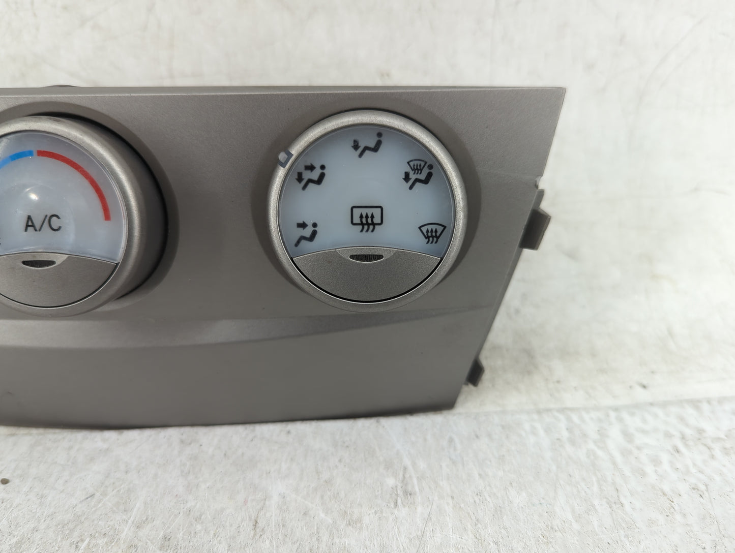 2011 Toyota Camry Climate Control Module Temperature AC/Heater Replacement Fits OEM Used Auto Parts - Oemusedautoparts1.com