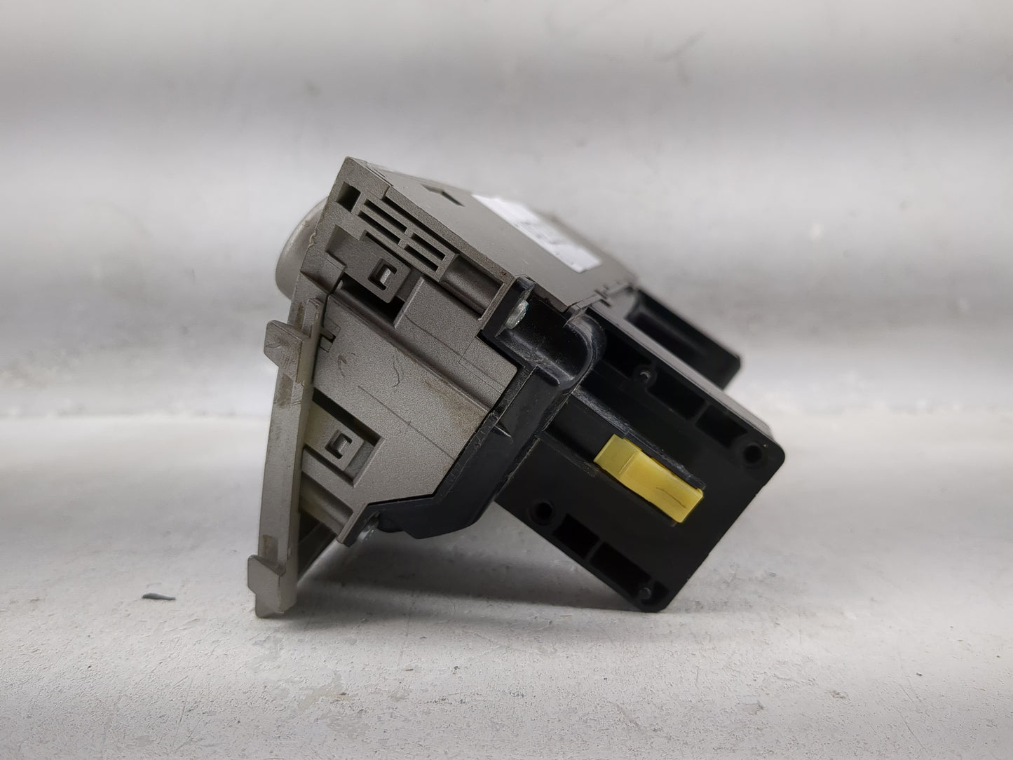 2010-2011 Toyota Camry Climate Control Module Temperature AC/Heater Replacement P/N:55900-06330 Fits Fits 2010 2011 OEM Used