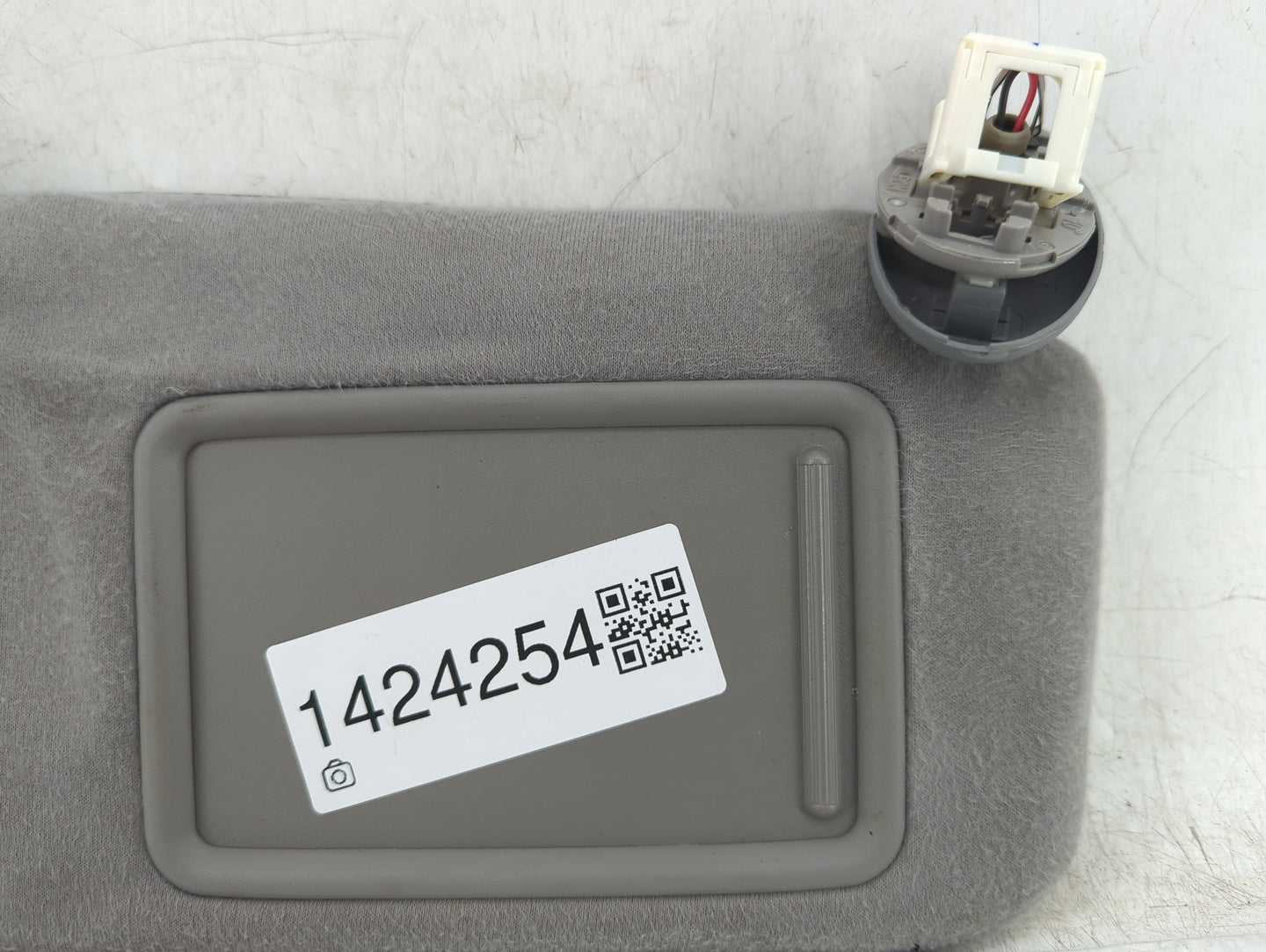2007-2011 Toyota Camry Sun Visor Shade Replacement Passenger Right Mirror Fits Fits 2007 2008 2009 2010 2011 OEM Used Auto P