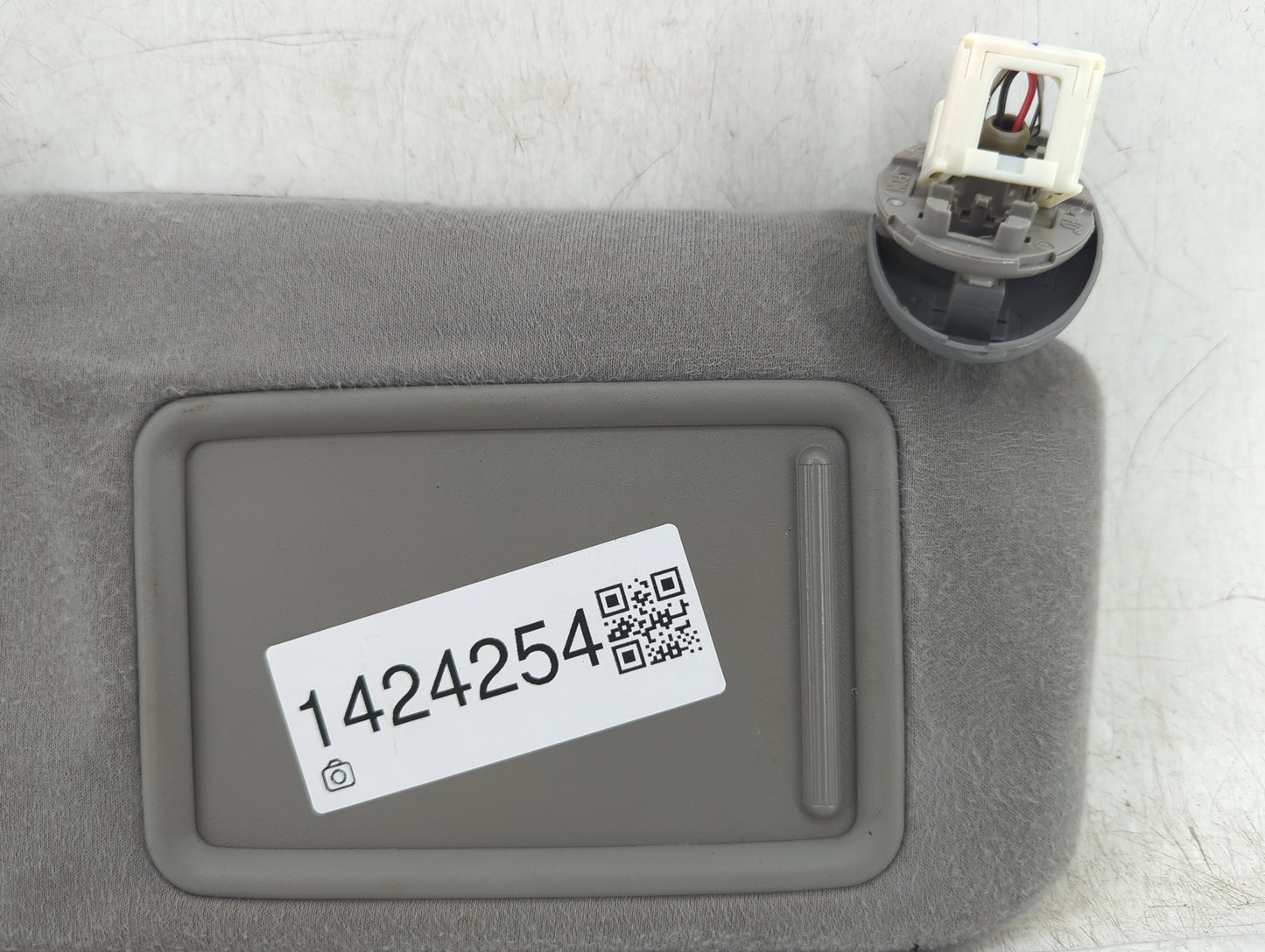2007-2011 Toyota Camry Sun Visor Shade Replacement Passenger Right Mirror Fits Fits 2007 2008 2009 2010 2011 OEM Used Auto P