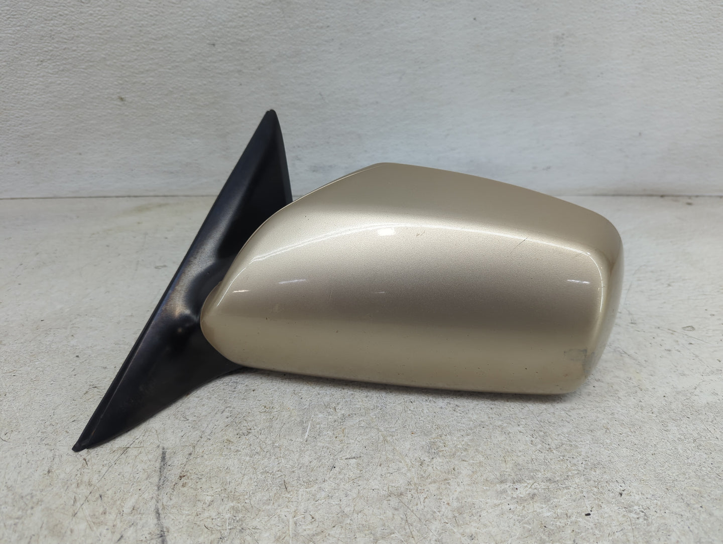 2007-2011 Toyota Camry Driver Side View Mirror - Left Door Mirror OEM Used - Oemusedautoparts1.com