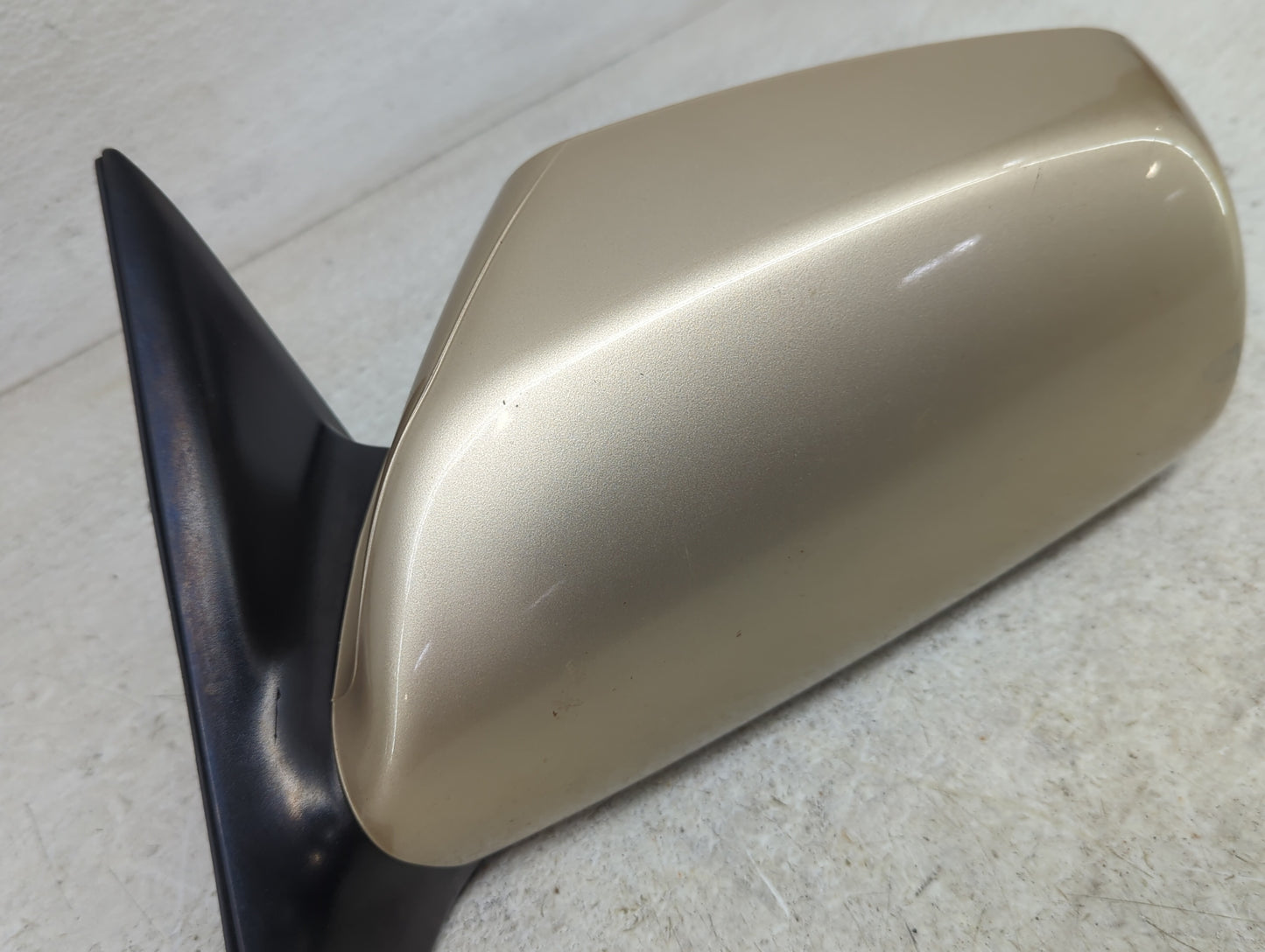 2007-2011 Toyota Camry Driver Side View Mirror - Left Door Mirror OEM Used - Oemusedautoparts1.com