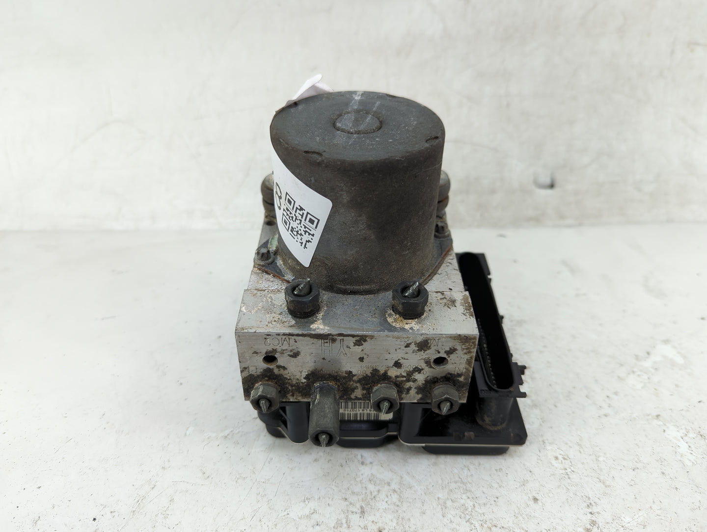 2010-2011 Toyota Camry ABS Pump Control Module Replacement Fits Fits 2010 2011 OEM Used Auto Parts - Oemusedautoparts1.com