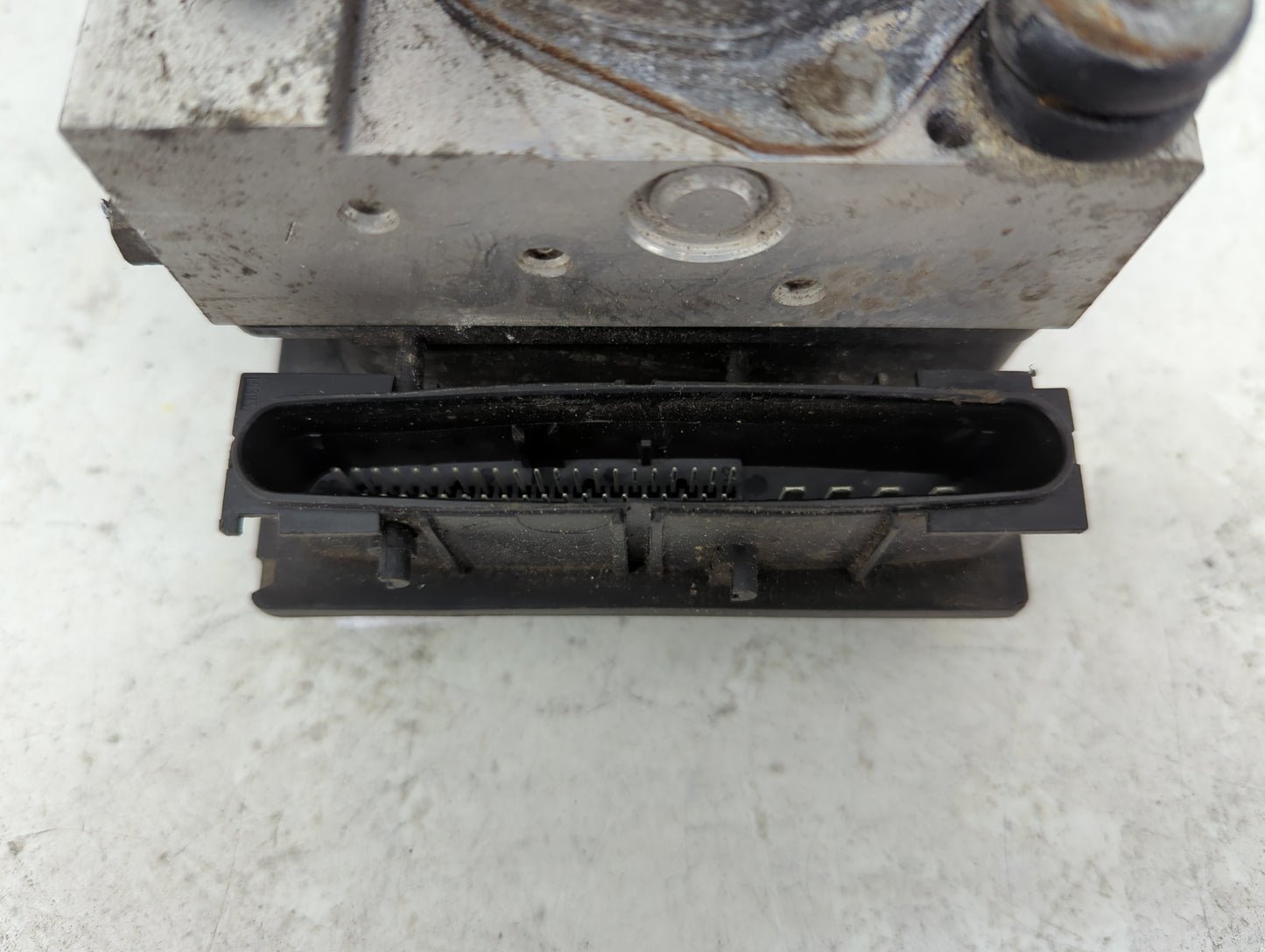 2010-2011 Toyota Camry ABS Pump Control Module Replacement P/N:0265951196 44540-06090-A Fits Fits 2010 2011 OEM Used Auto Pa