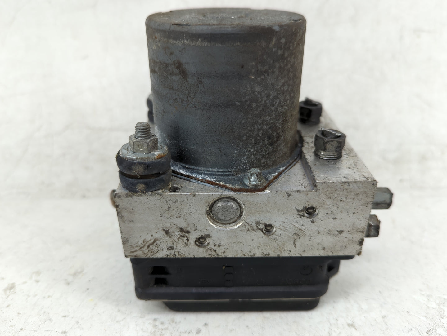 2010-2011 Toyota Camry ABS Pump Control Module Replacement P/N:0265951196 44540-06090-A Fits Fits 2010 2011 OEM Used Auto Pa