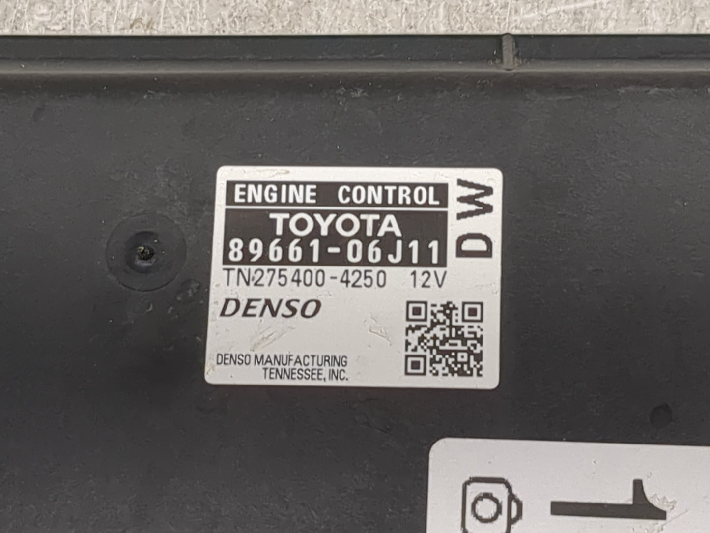 2010-2011 Toyota Camry PCM Engine Control Computer ECU ECM PCU OEM P/N:89661-06J11 275400-4250 Fits Fits 2010 2011 OEM Used 