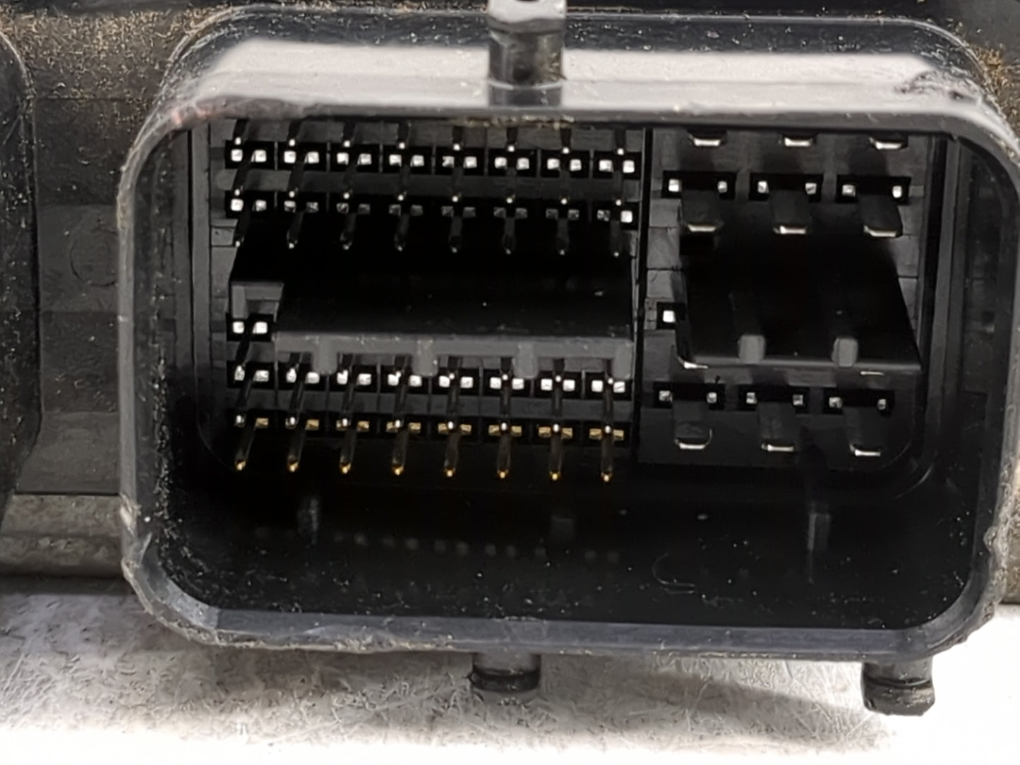 2010-2011 Toyota Camry PCM Engine Control Computer ECU ECM PCU OEM P/N:89661-06J10 89661-06J11 Fits Fits 2010 2011 OEM Used 