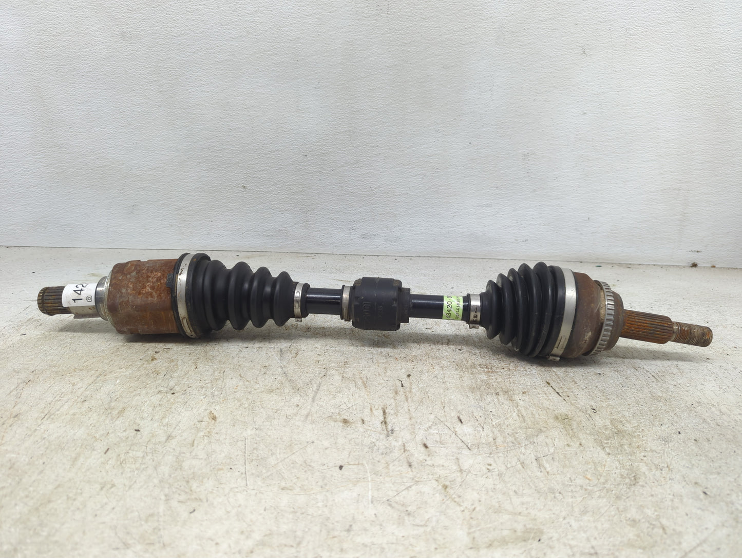 2010-2011 Toyota Camry Axle Shaft Front Driver Cv C/v - Oemusedautoparts1.com